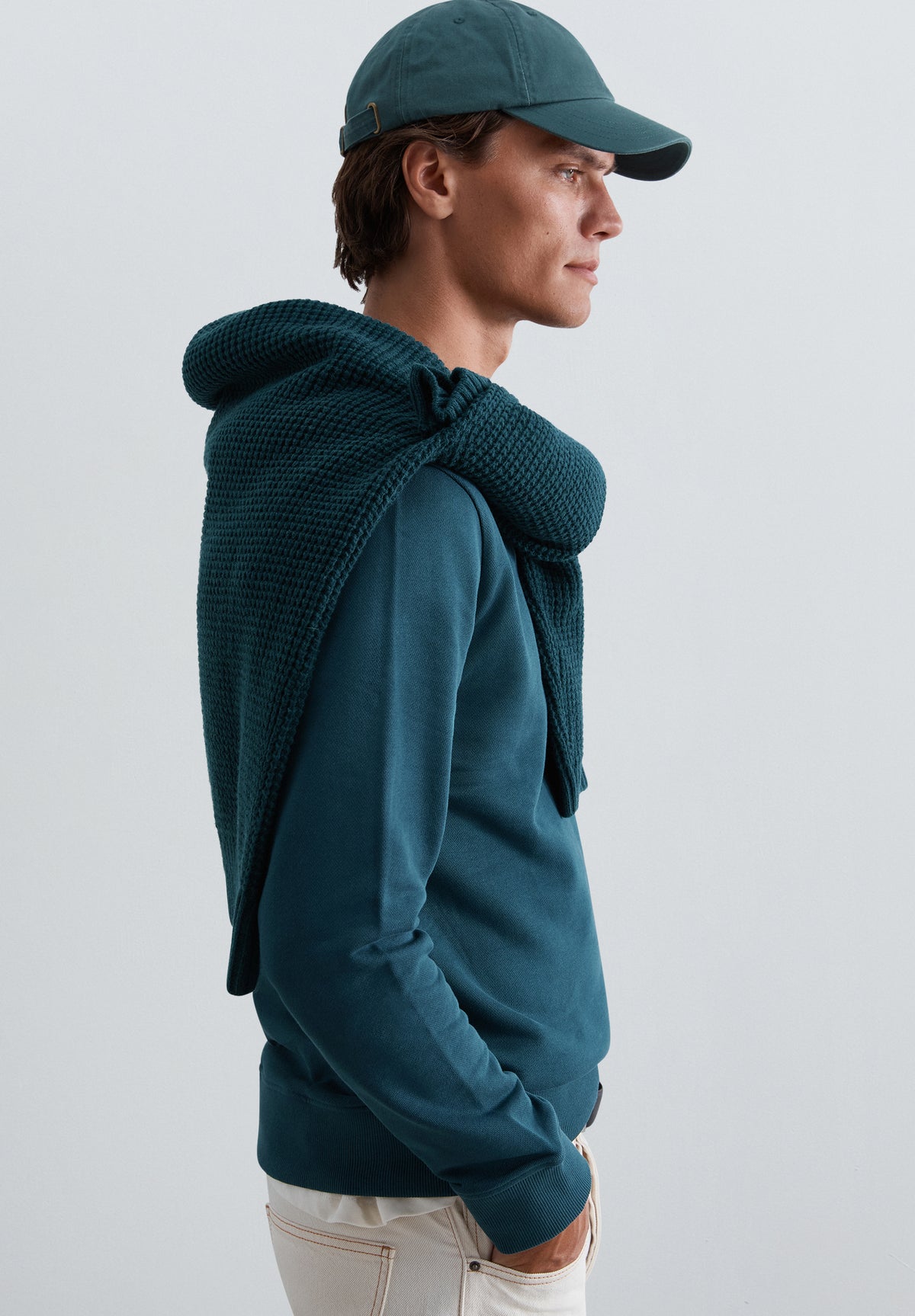 SUDADERA CREWNECK BORDADO TONO
