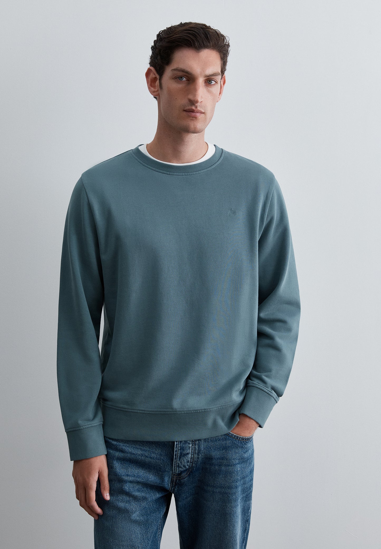 SUDADERA LOGO EN RELIEVE