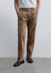 PANTALÓN CHINO PINZAS RELAXED