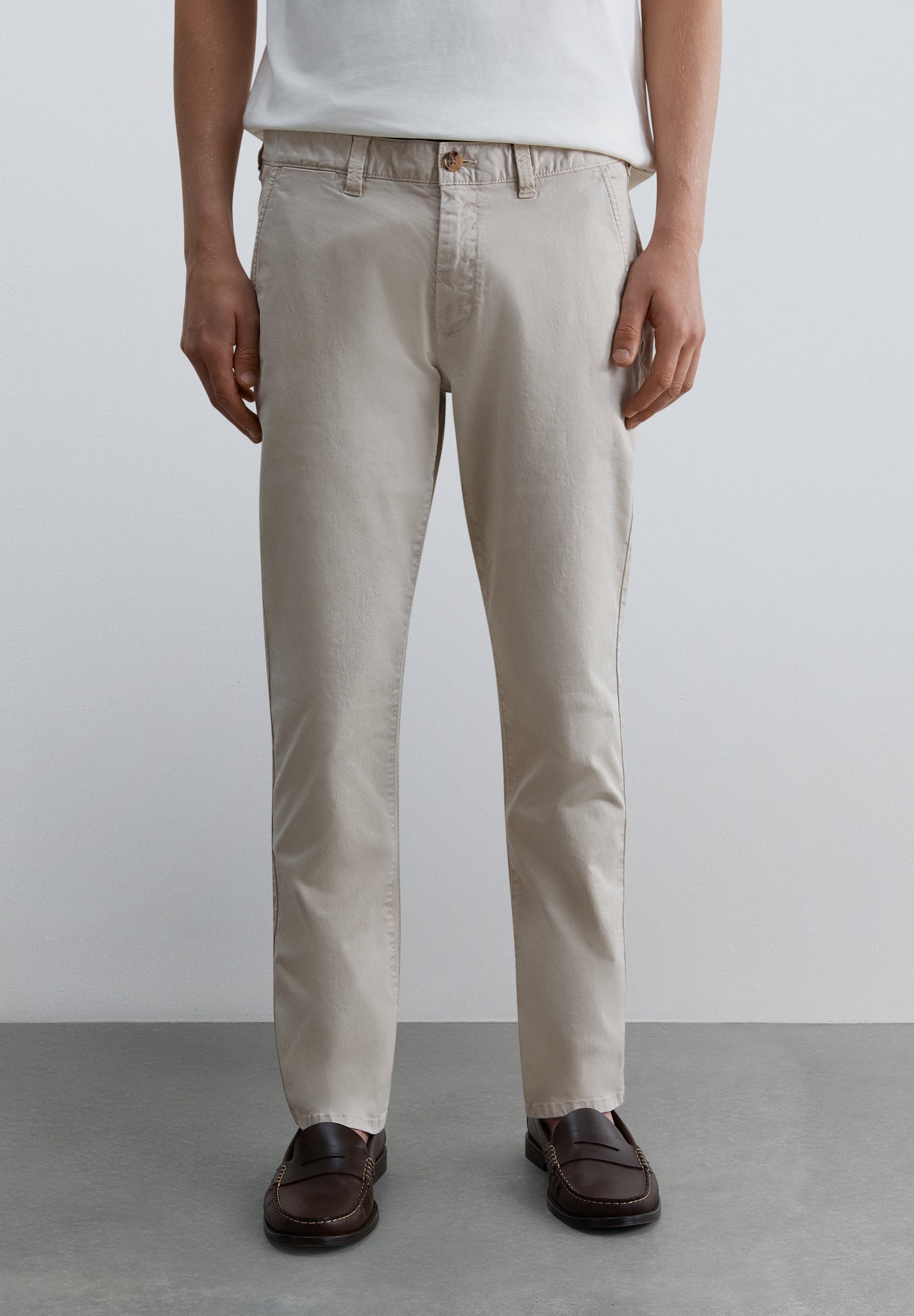 PANTALÓN CHINO SLIM FIT