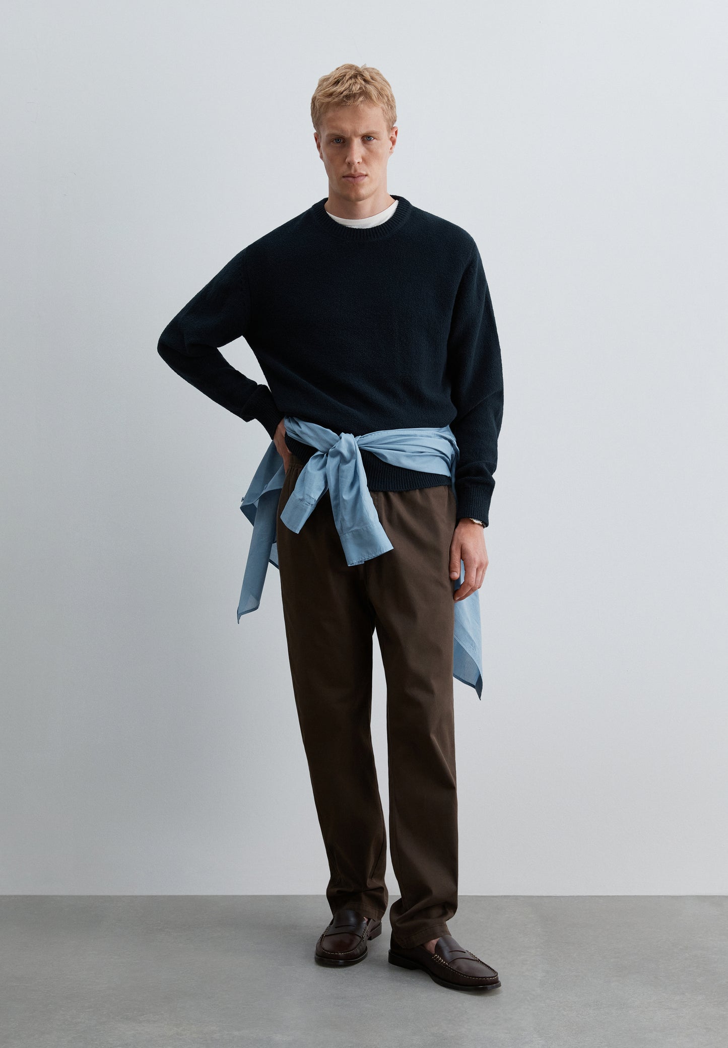 PANTALÓN RELAXED FIT CON CORDÓN