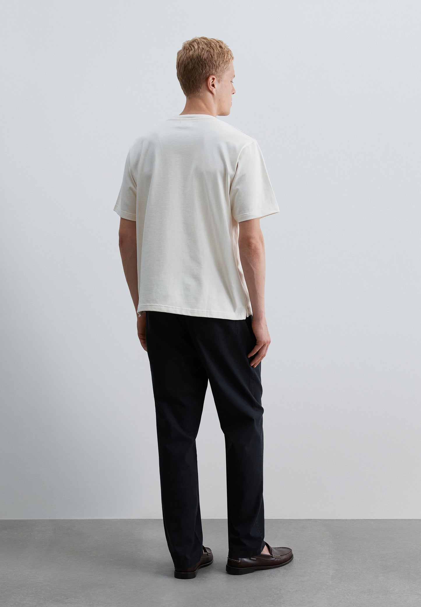 PANTALÓN RELAXED FIT CON CORDÓN