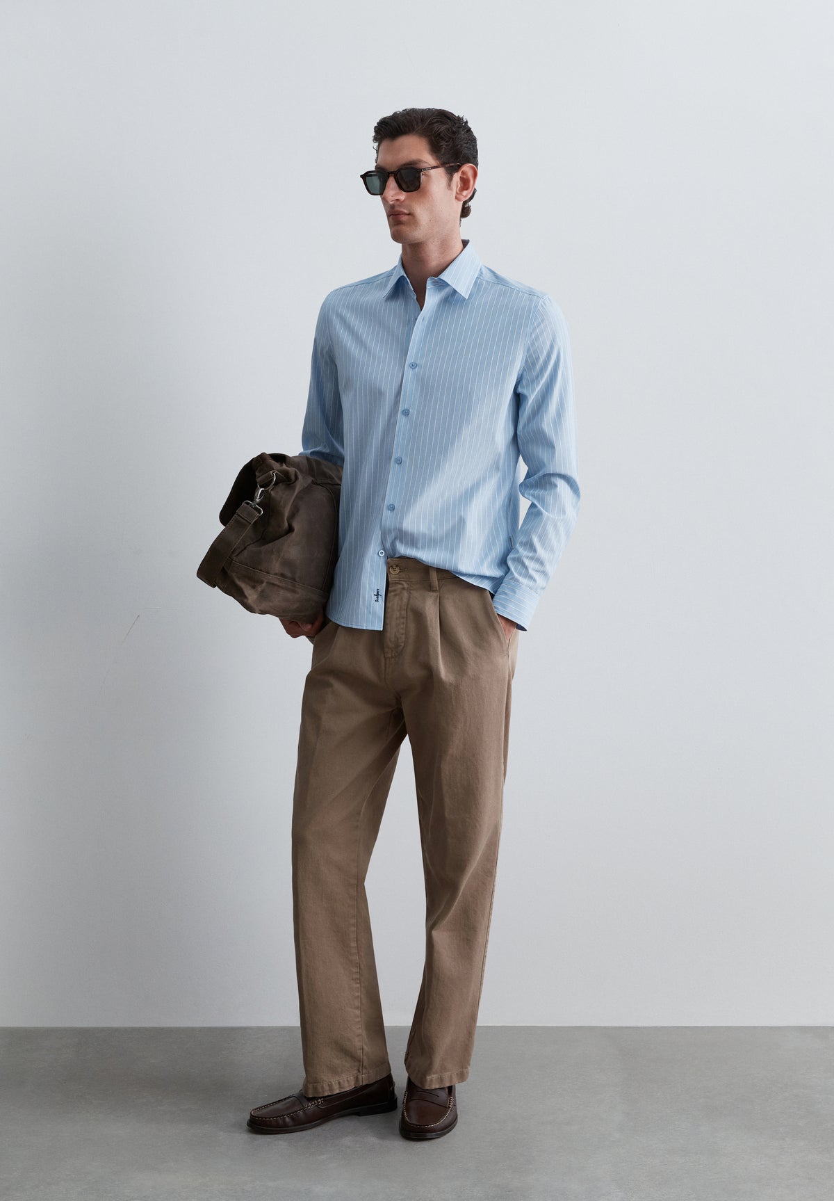 PANTALÓN CHINO LOOSE FIT