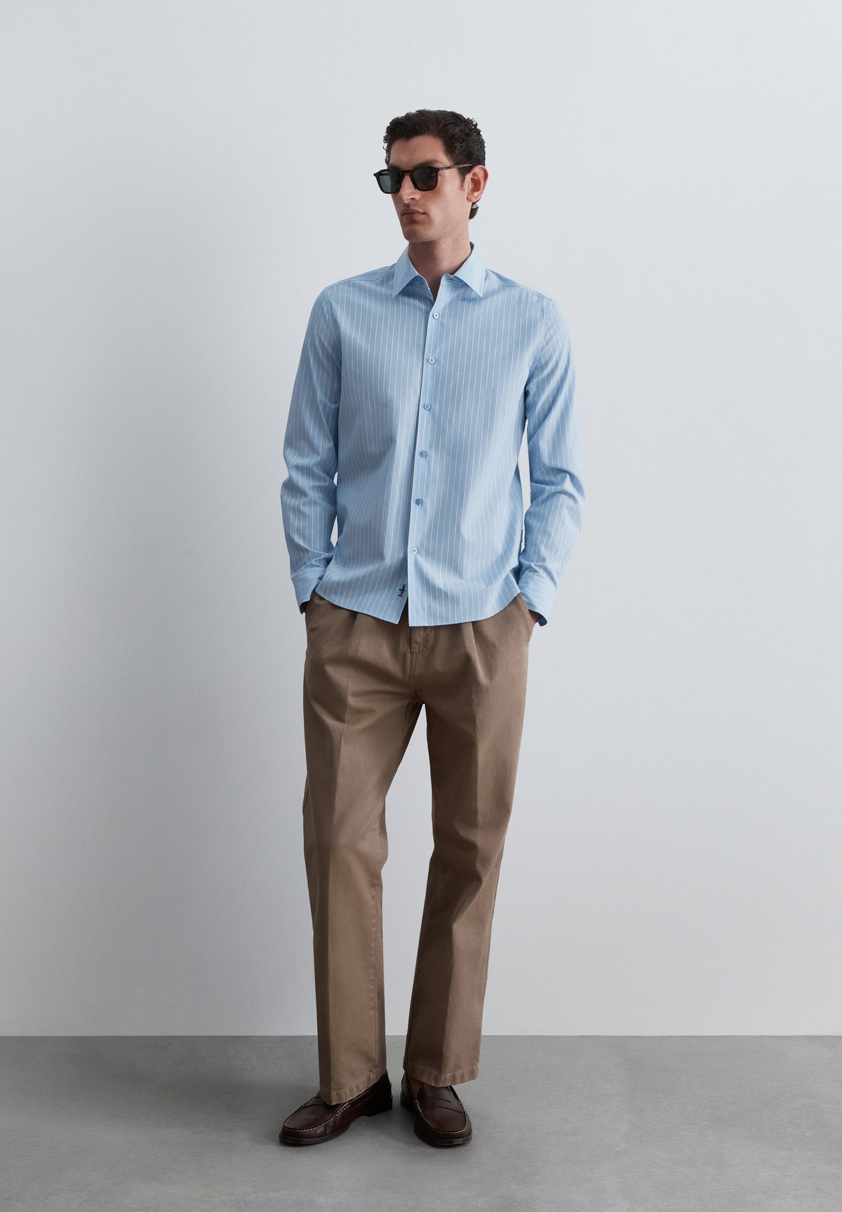 PANTALÓN CHINO LOOSE FIT