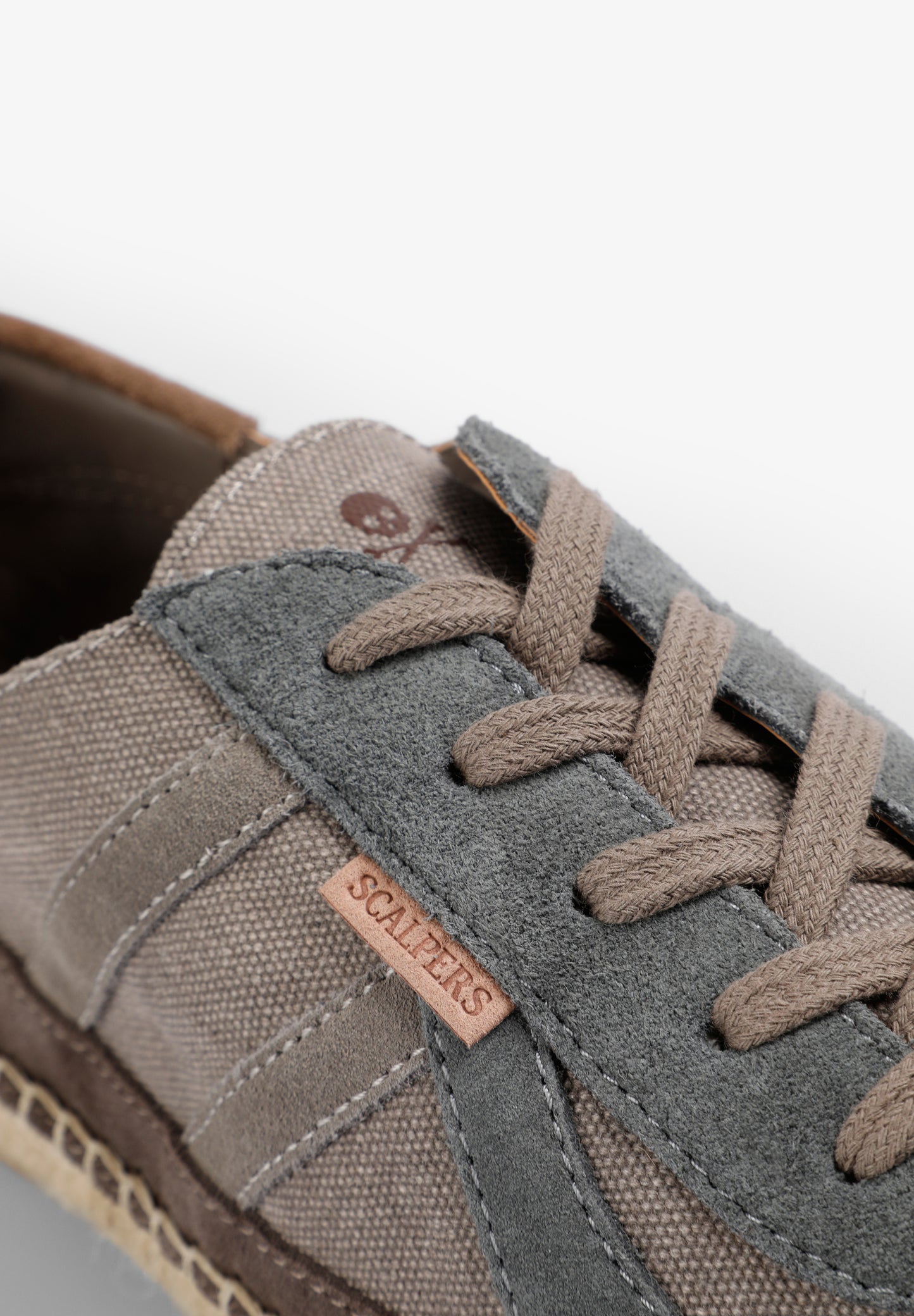 SNEAKERS COMBINADAS ANTE