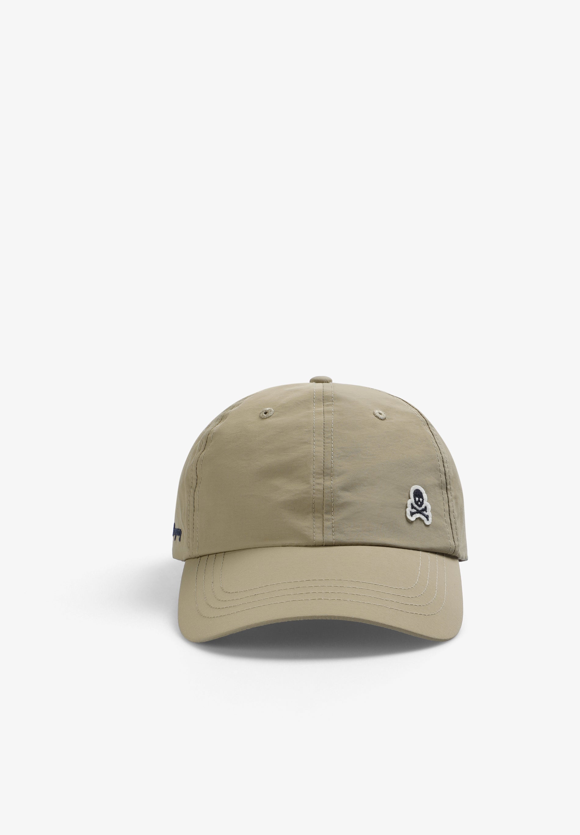 GORRA CALAVERA BORDADA