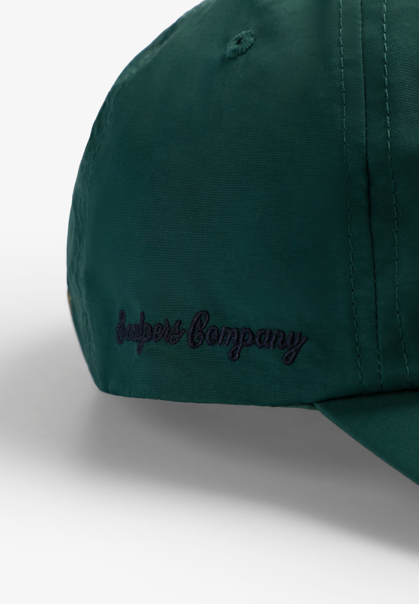 GORRA CALAVERA BORDADA