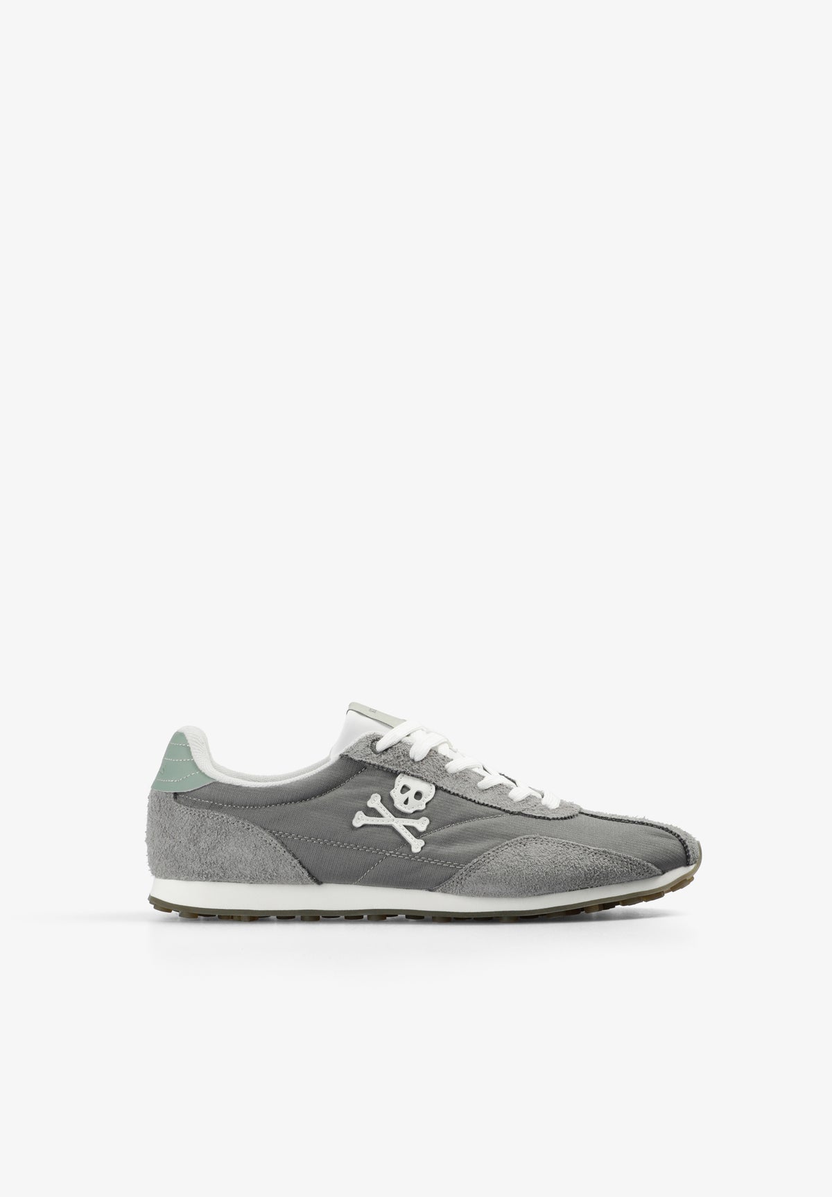 SNEAKERS RETRO CALAVERA