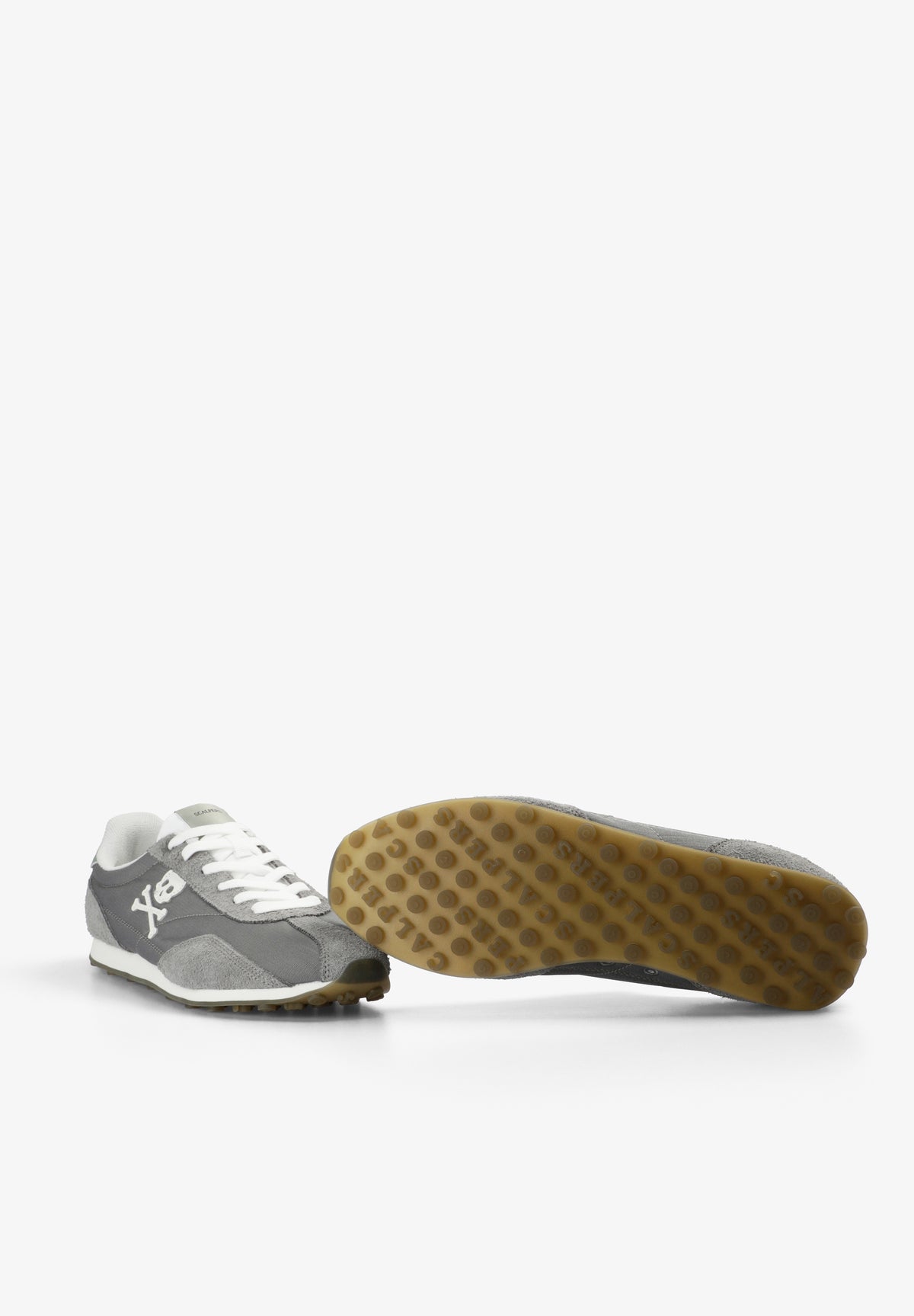 SNEAKERS RETRO CALAVERA