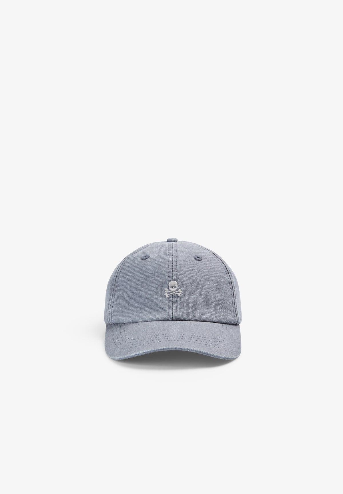 GORRA CALAVERA BORDADA