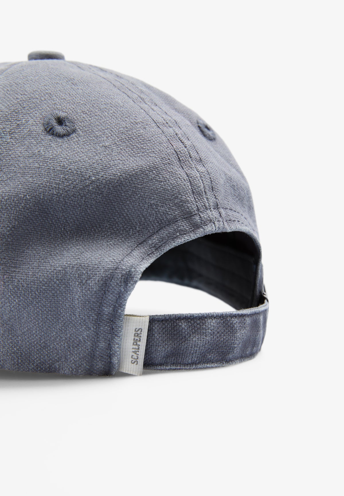 GORRA CALAVERA BORDADA