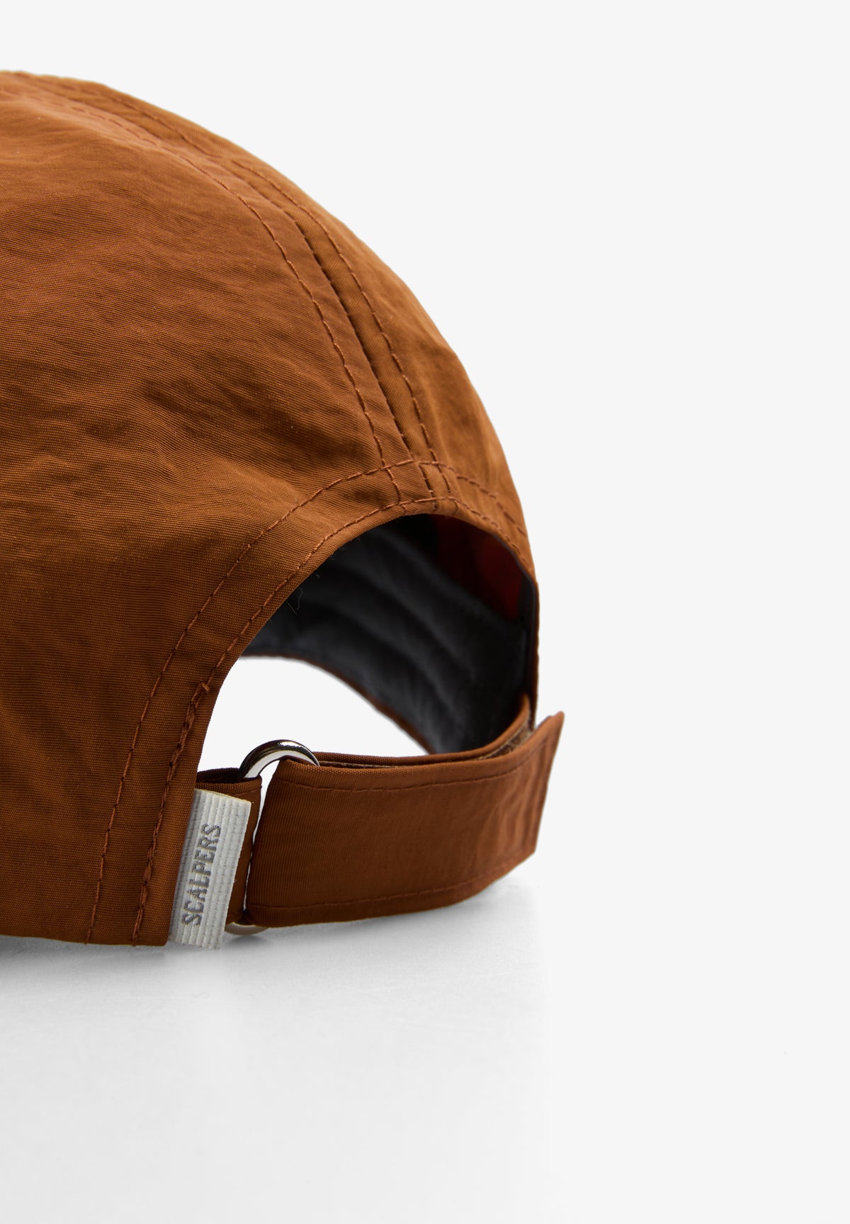 GORRA PARCHE CONTRASTE