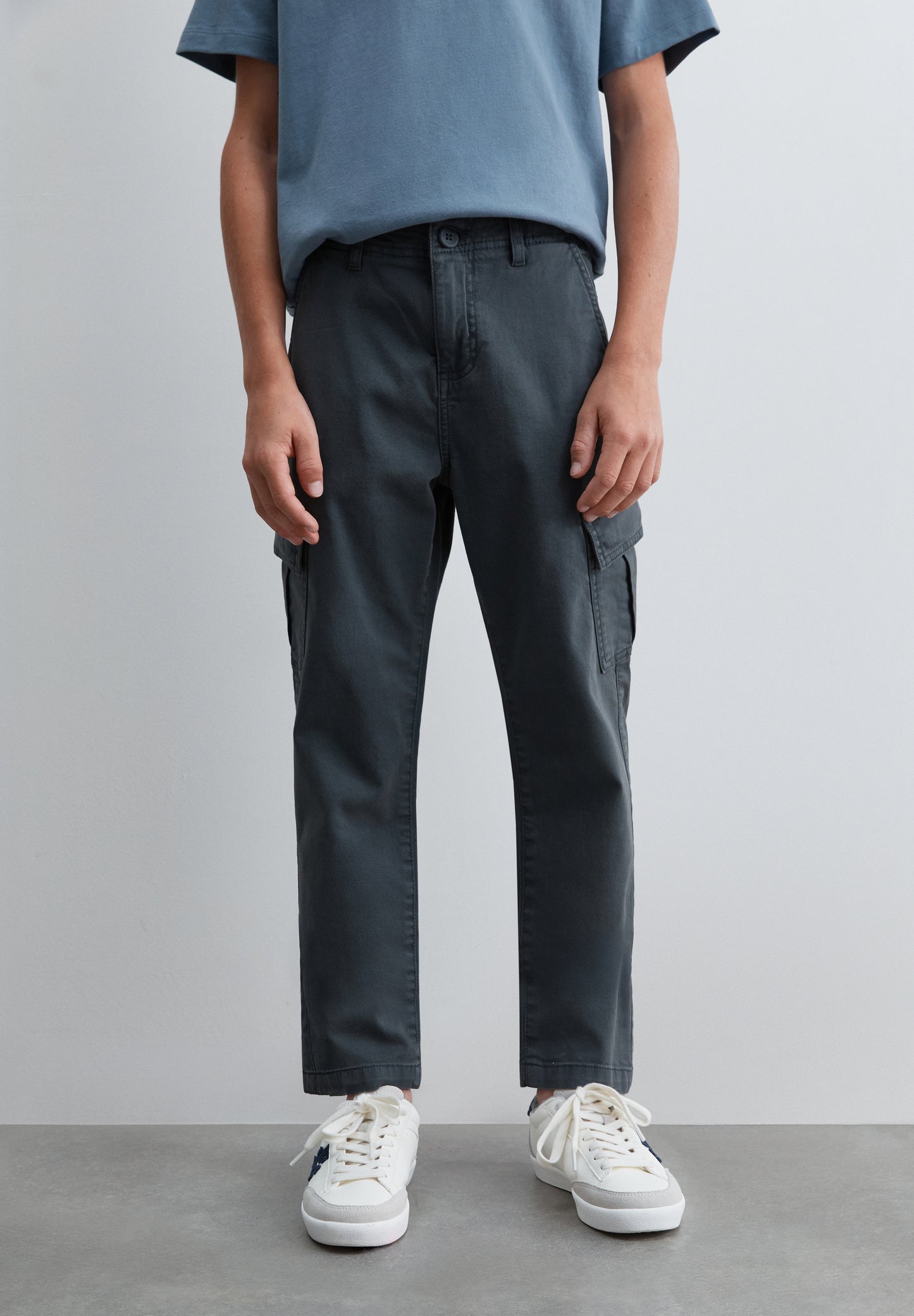 PANTALÓN CARGO SLIM FIT