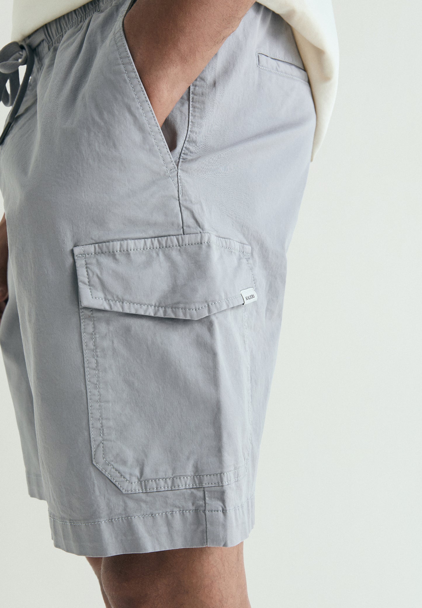 BERMUDAS CARGO CORDÓN