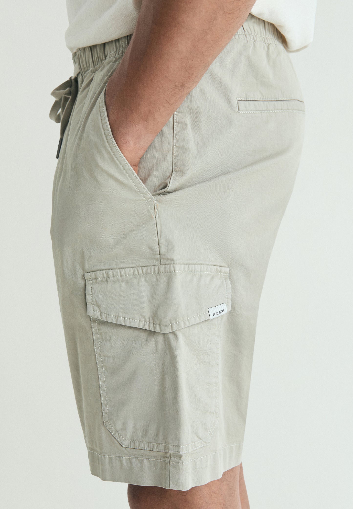 BERMUDAS CARGO CORDÓN