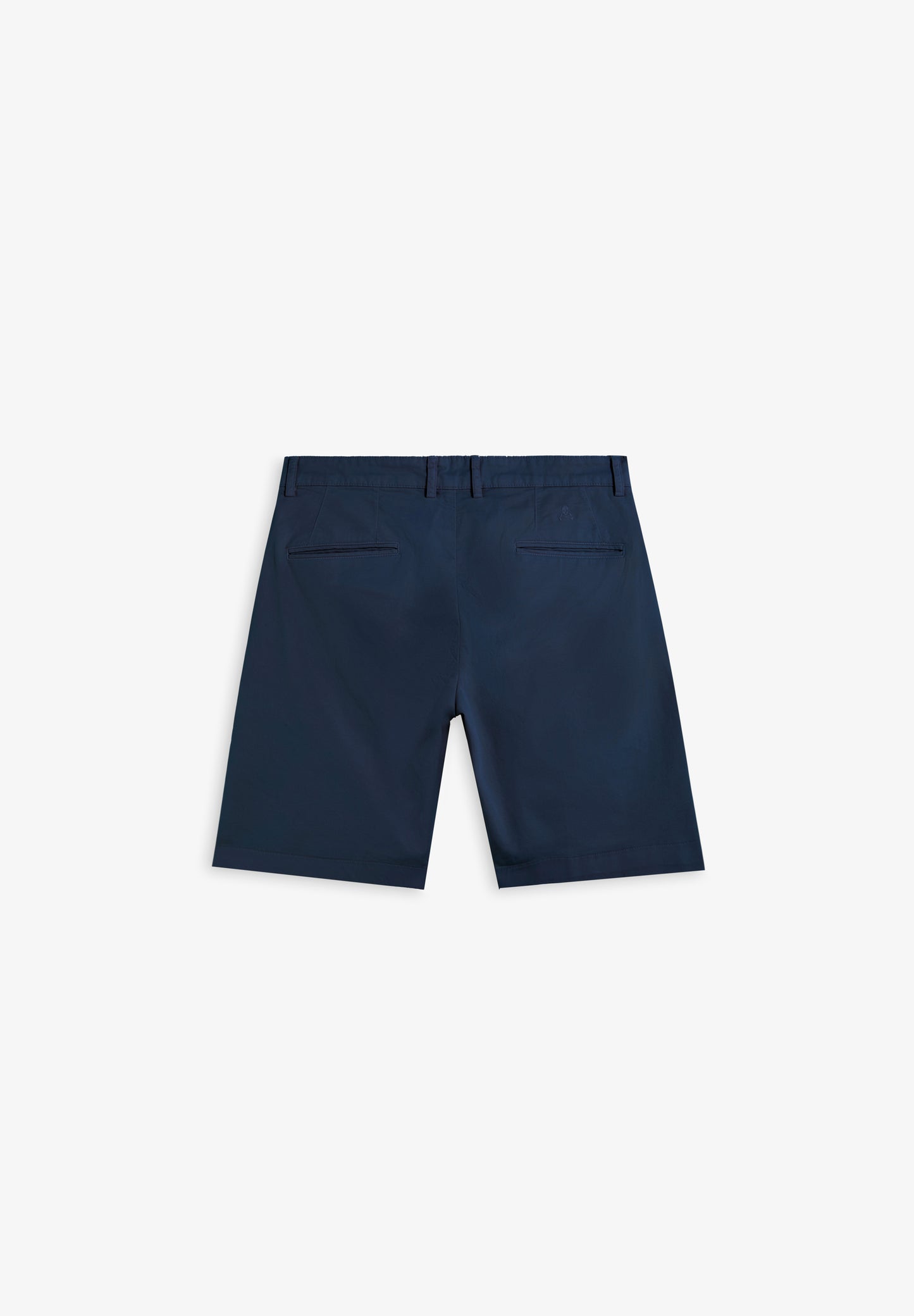 BERMUDAS PINZAS FRONTALES