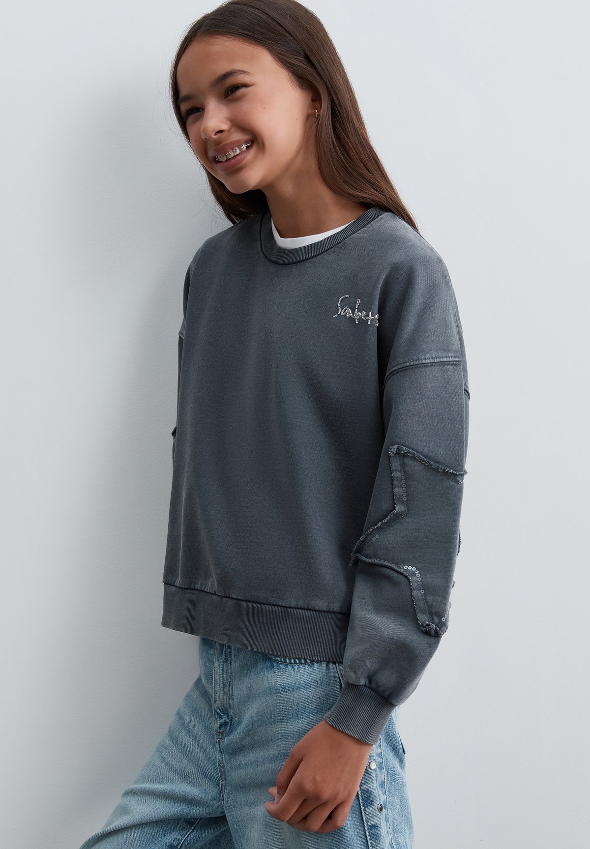 SUDADERA DETALLE MANGAS