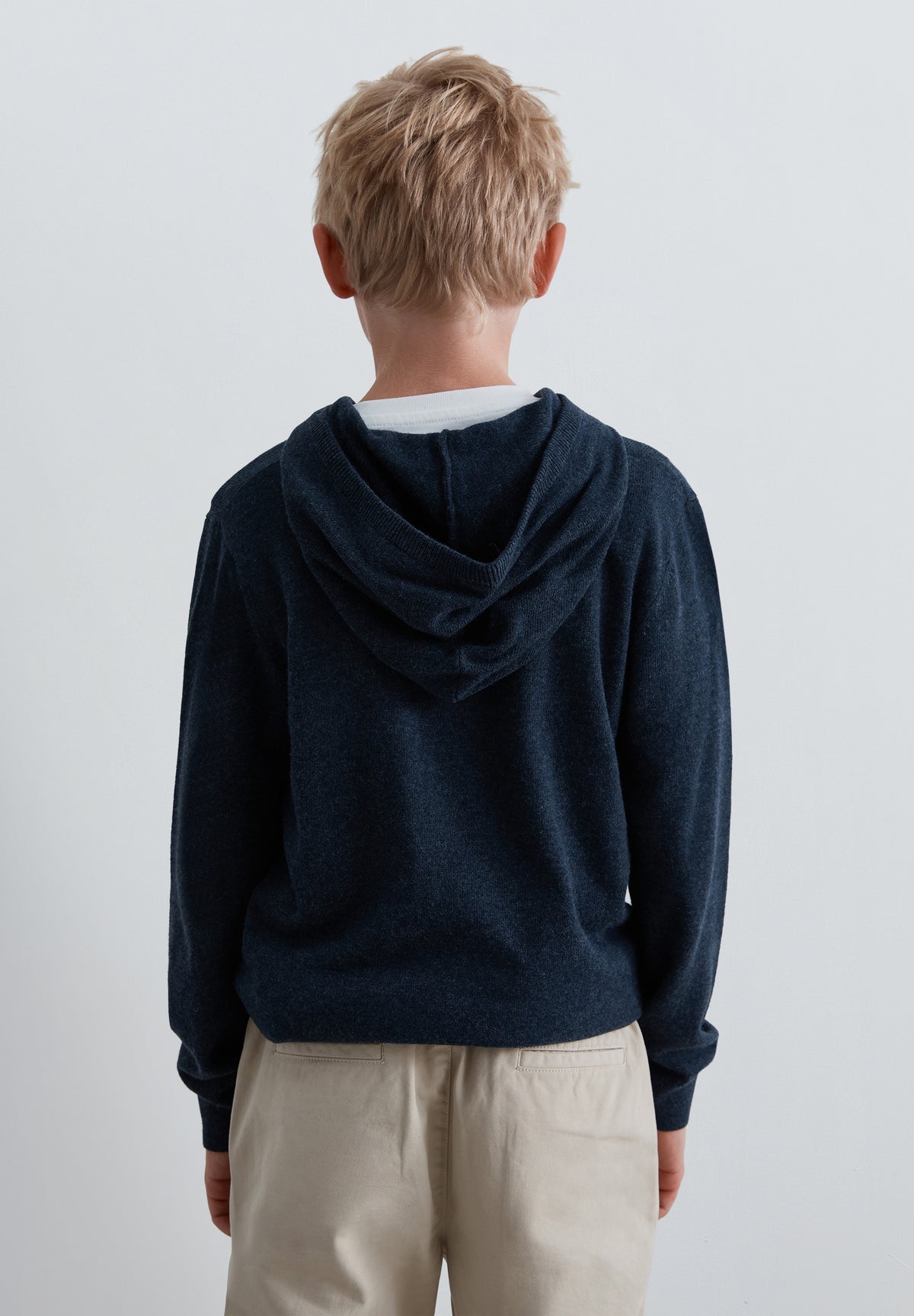 JERSEY TRICOT CAPUCHA