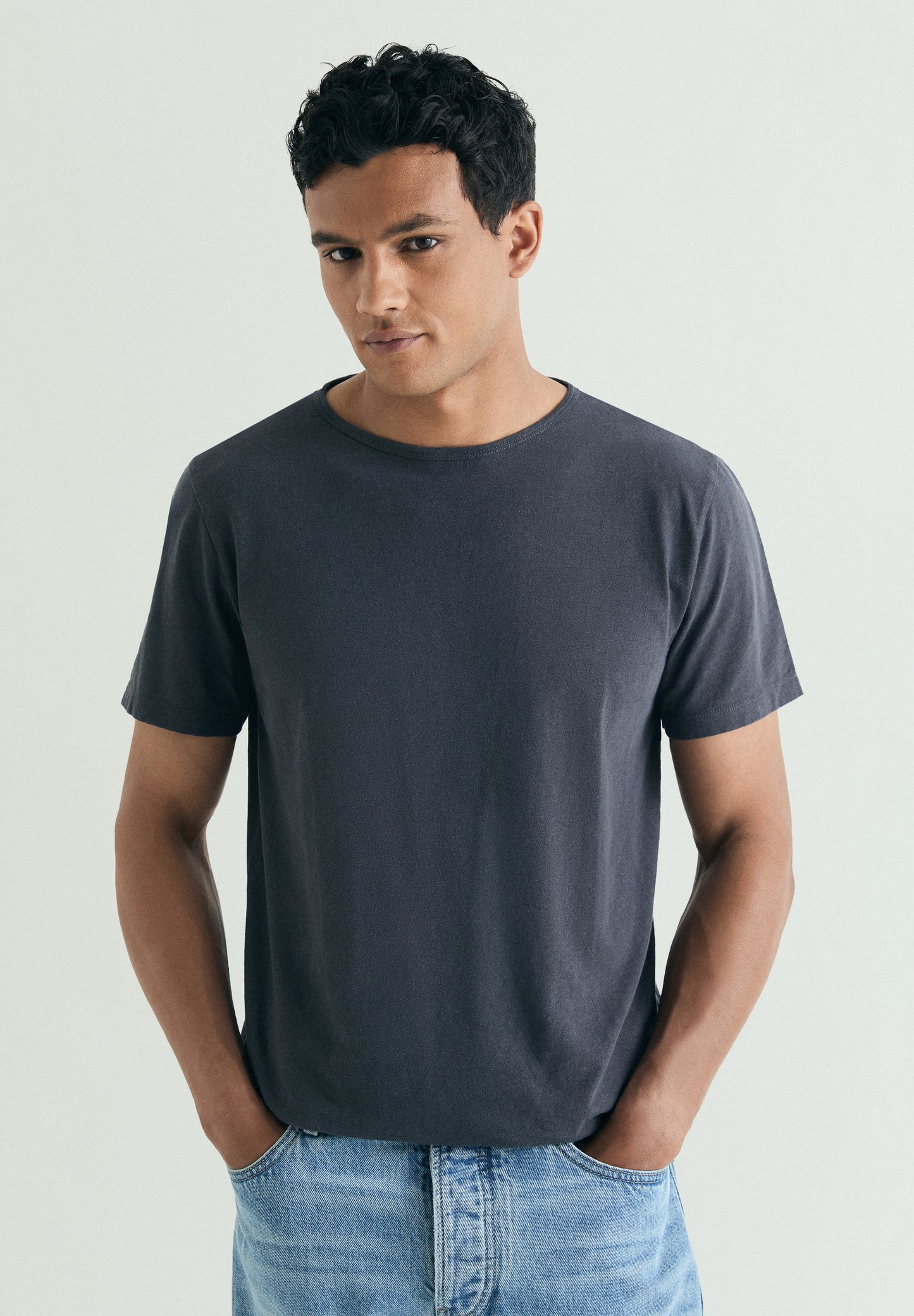 CAMISETA BÁSICA LINO