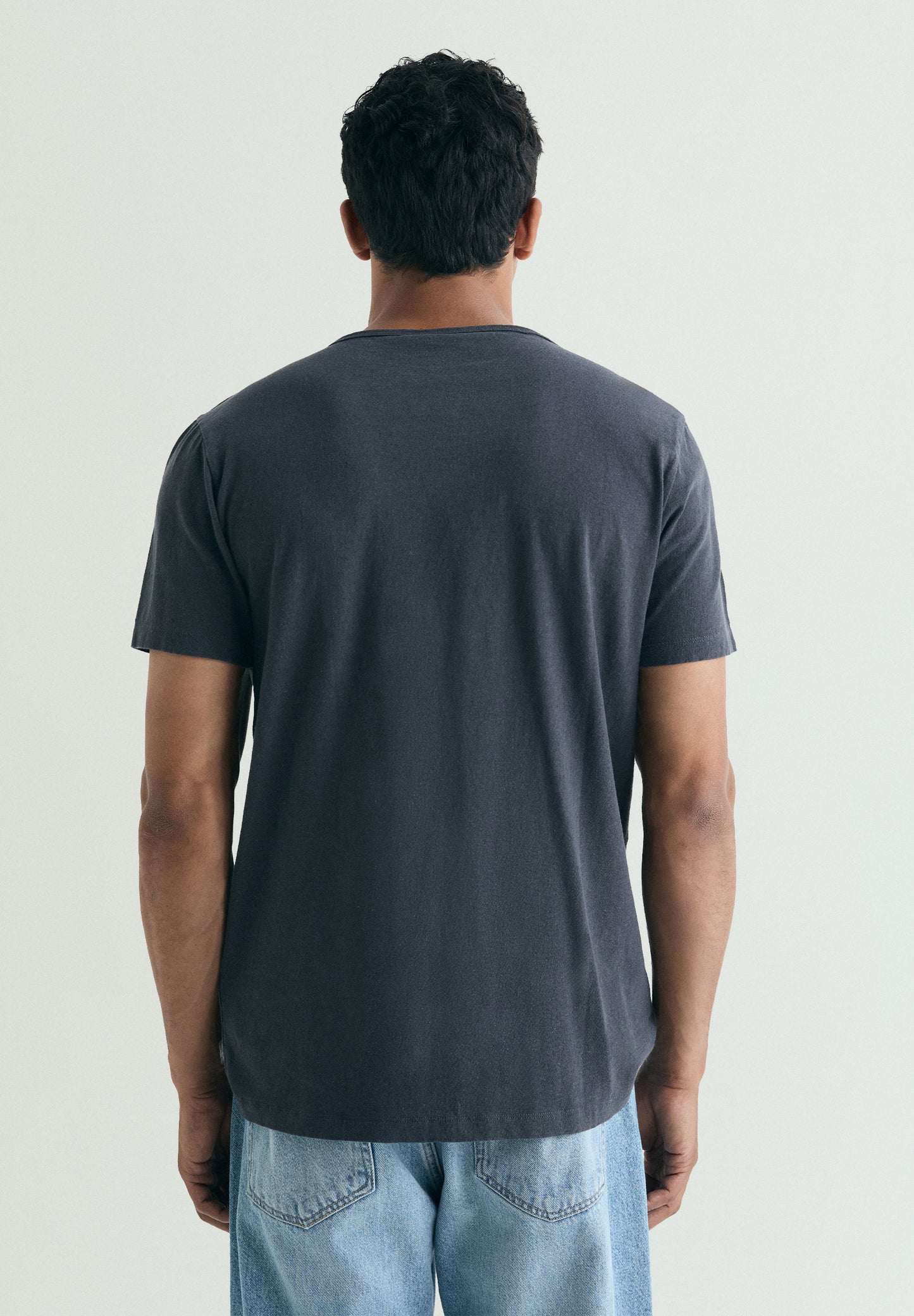 CAMISETA BÁSICA LINO