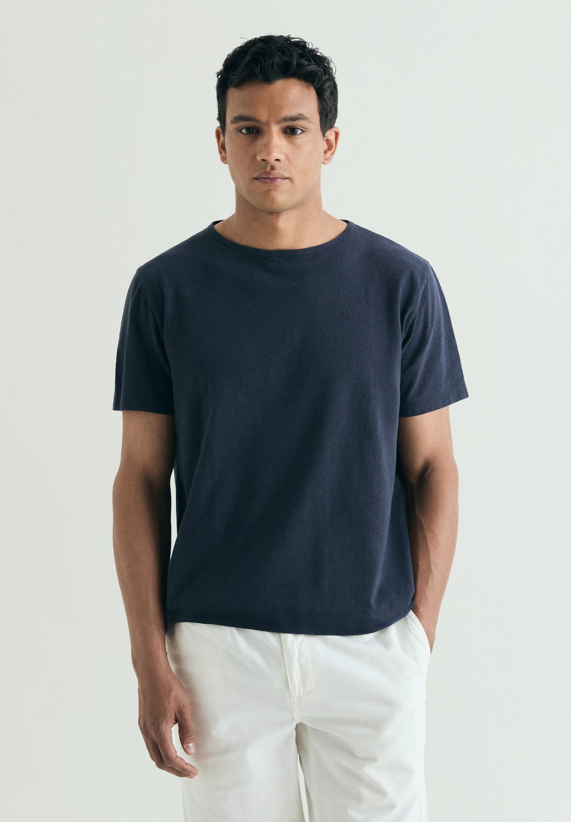 CAMISETA BÁSICA LINO
