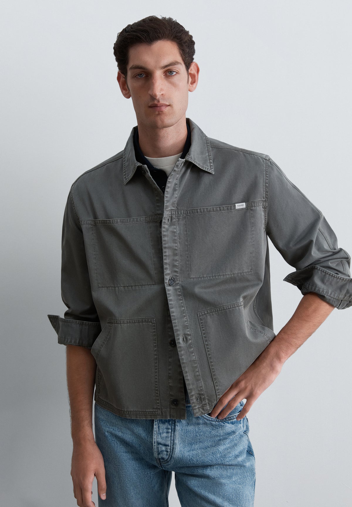 SOBRECAMISA MILITAR BOLSILLOS