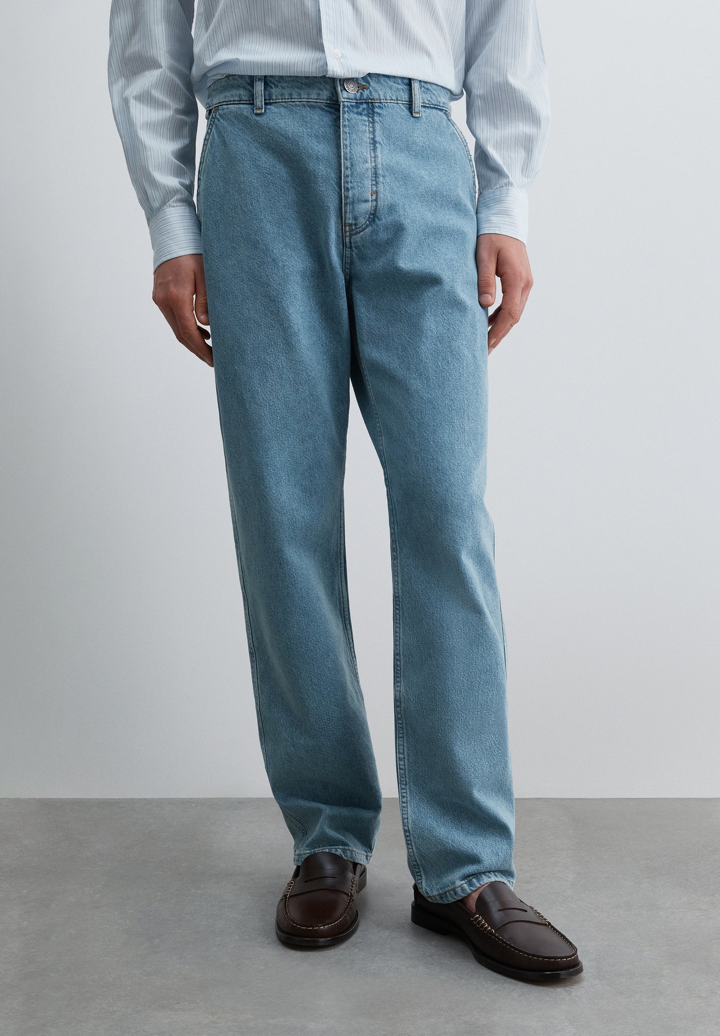 JEAN WASHED REGULAR FIT