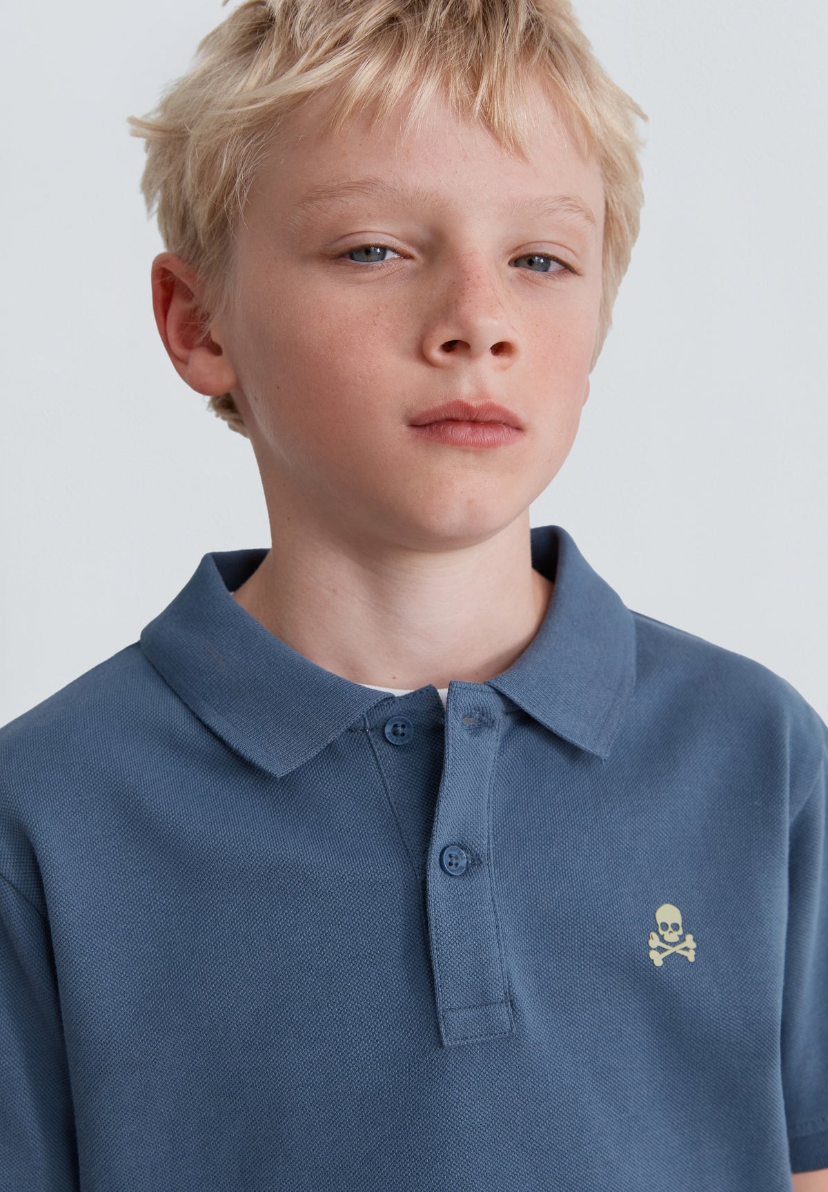 POLO BÁSICO CALAVERA