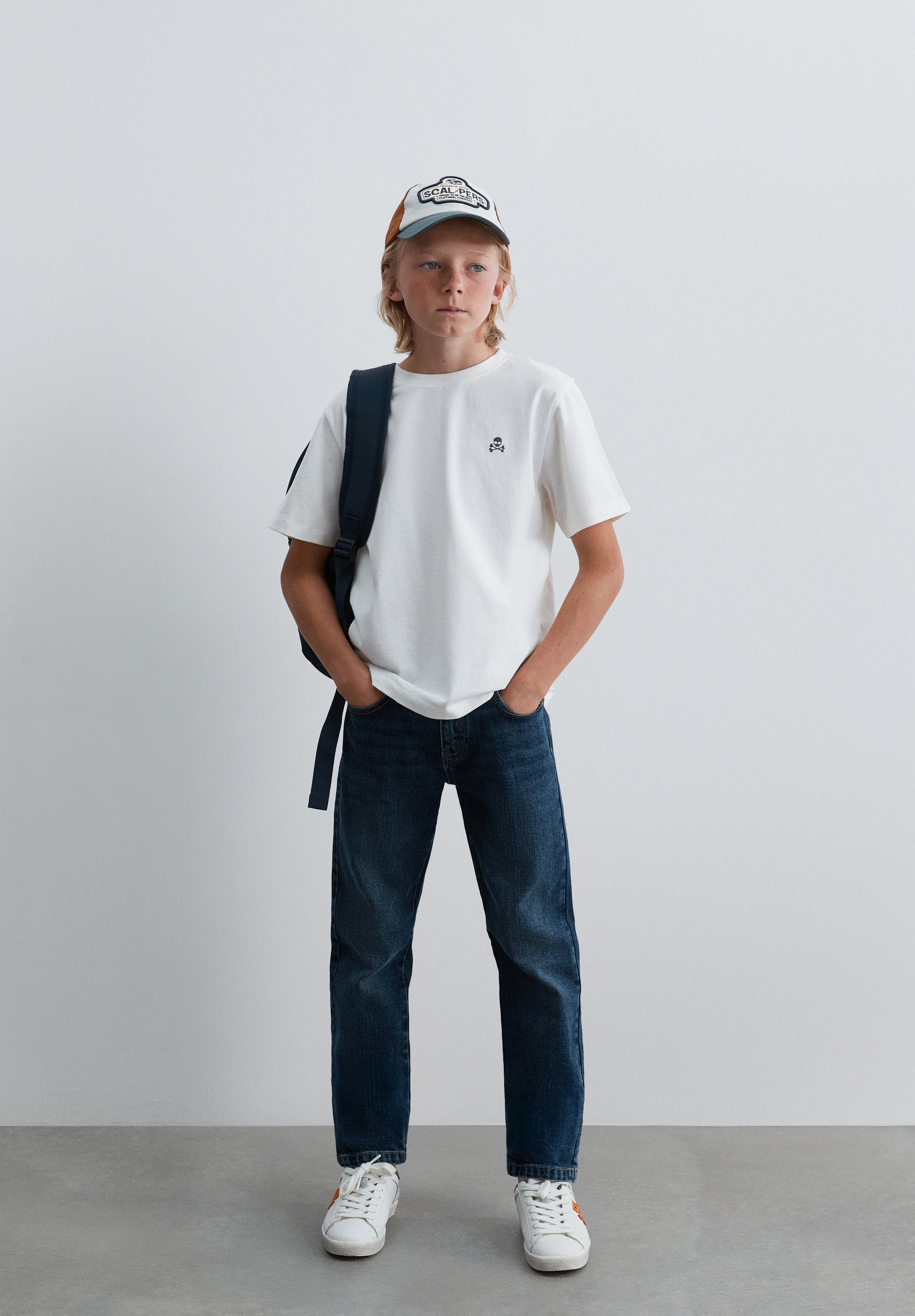 PANTALÓN VAQUERO SLIM FIT