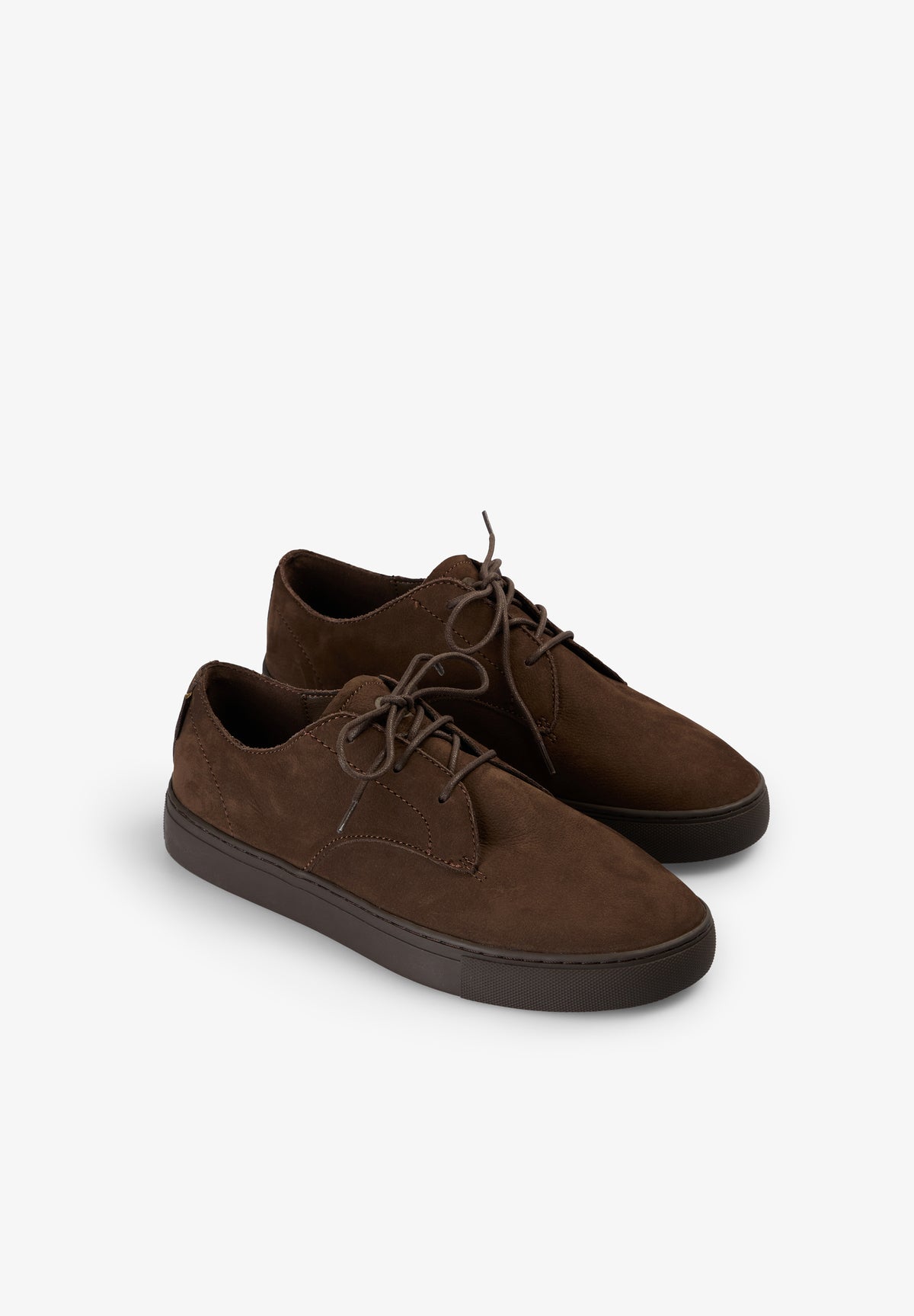 ZAPATILAS PIEL CORDONES