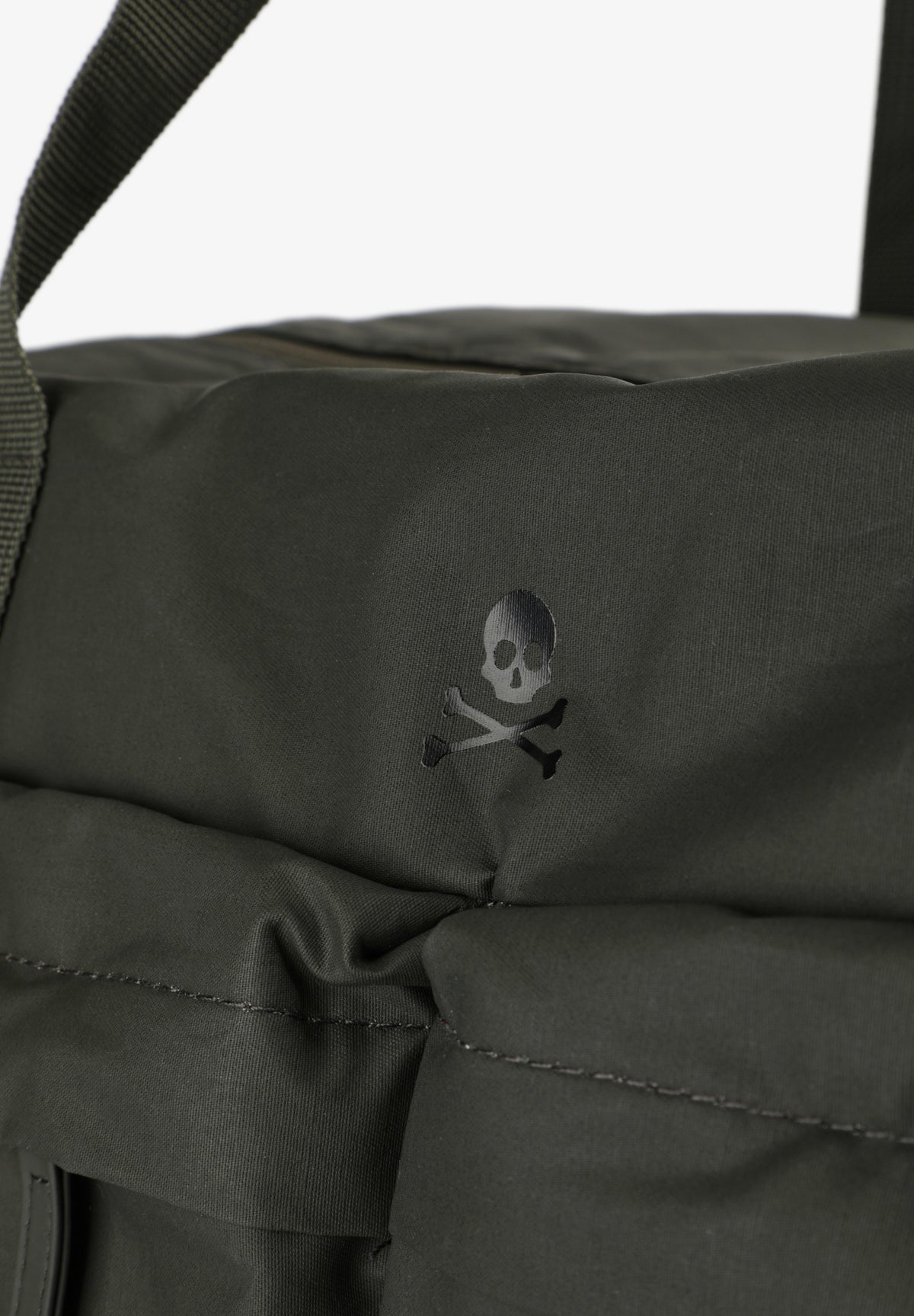 BOLSA DE VIAJE BOLSILLOS