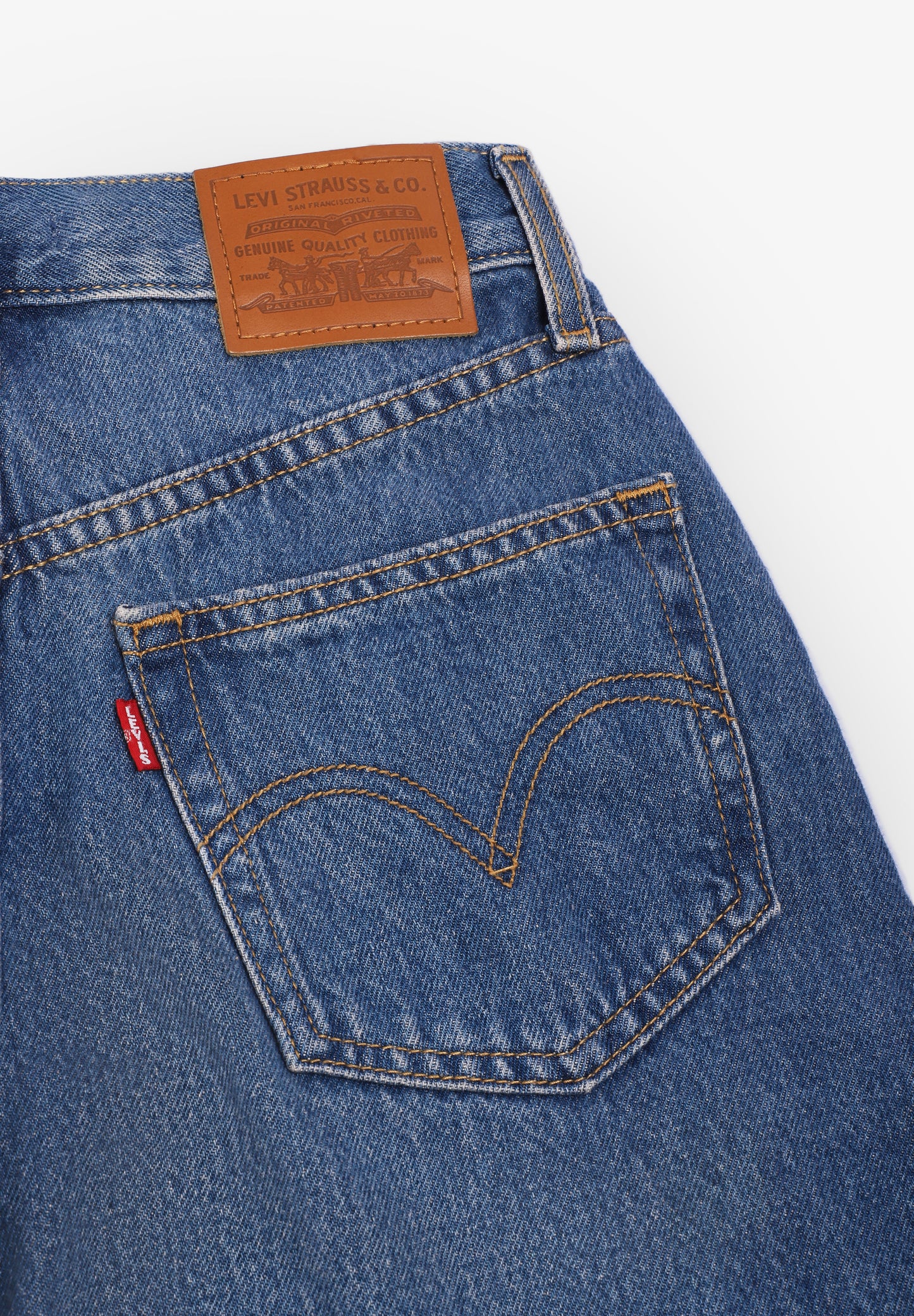 LEVIS | SHORT DENIM HIGH BAGGY MUJER