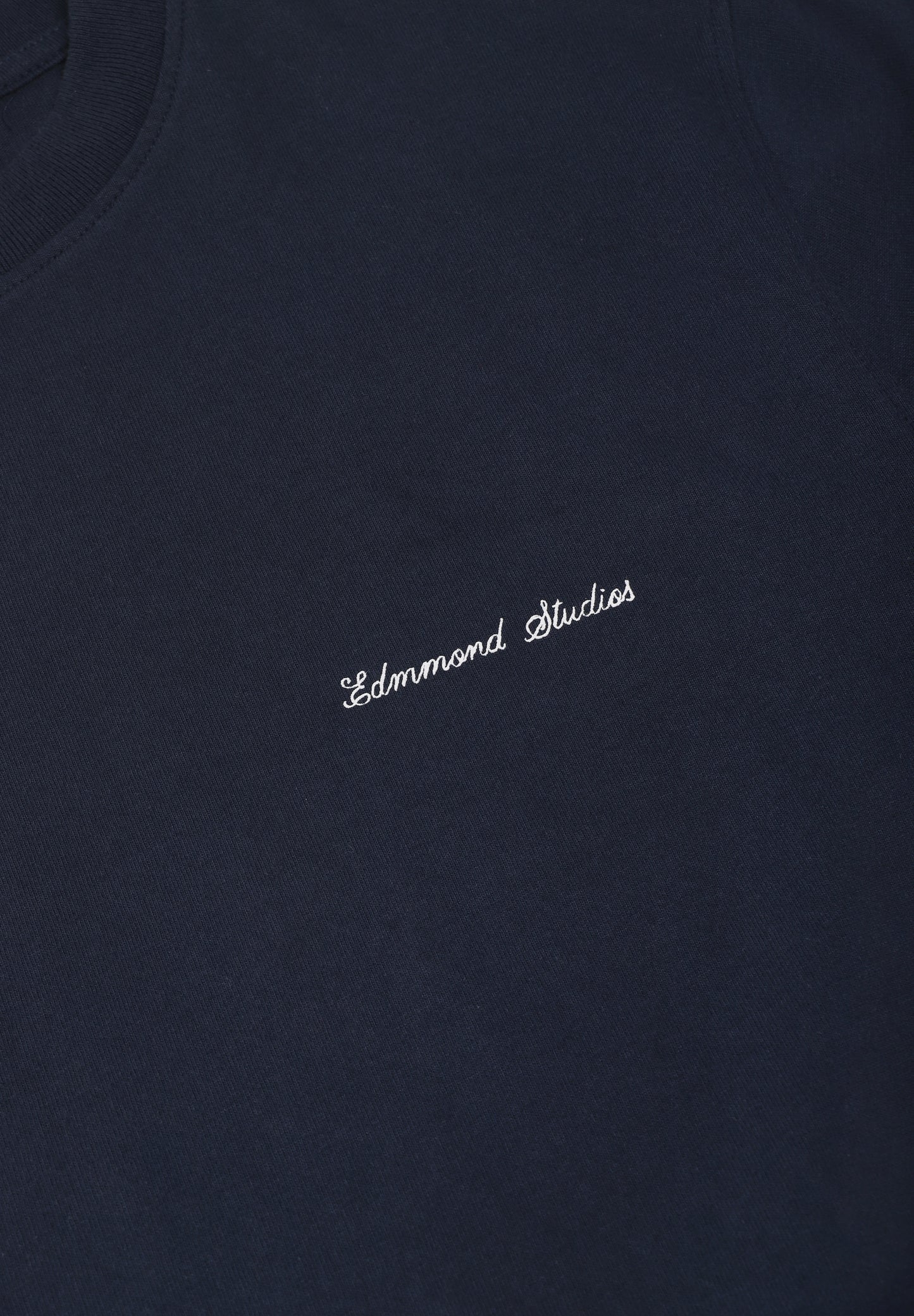 EDMMOND STUDIOS | CAMISETA BANQUET HALL