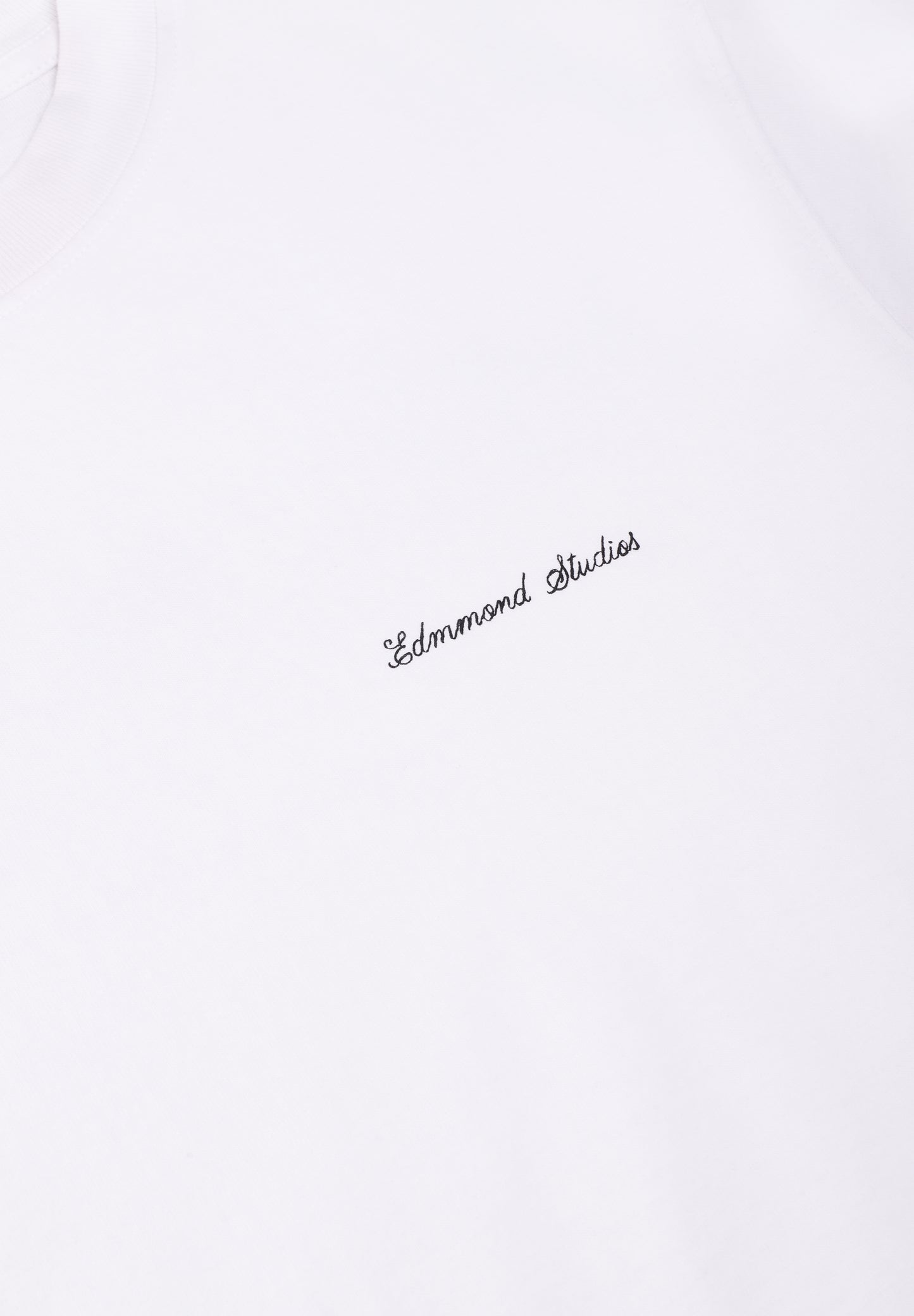 EDMMOND STUDIOS | CAMISETA BANQUET HALL