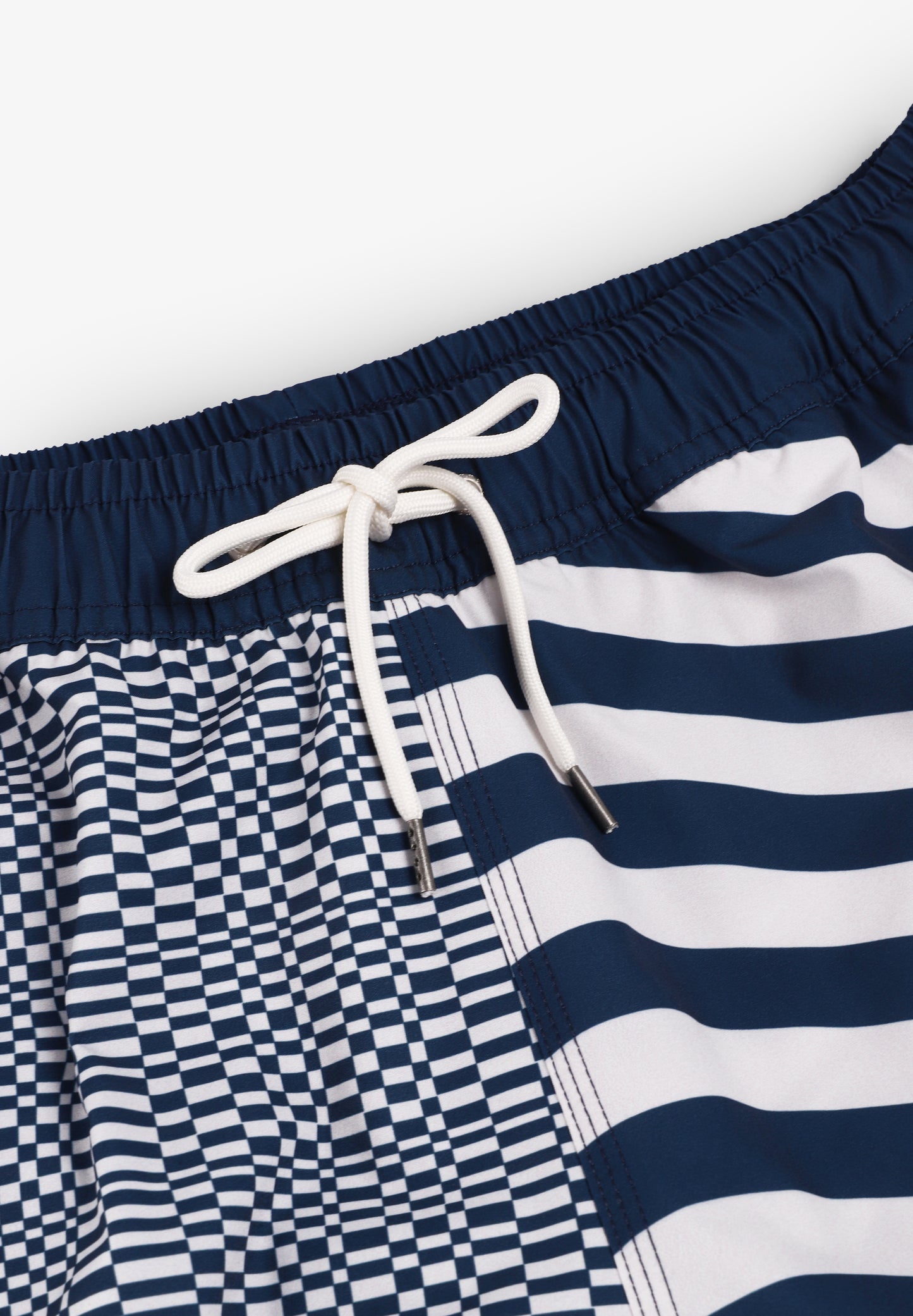 EDMMOND STUDIOS | BAÑADOR CIRCUS