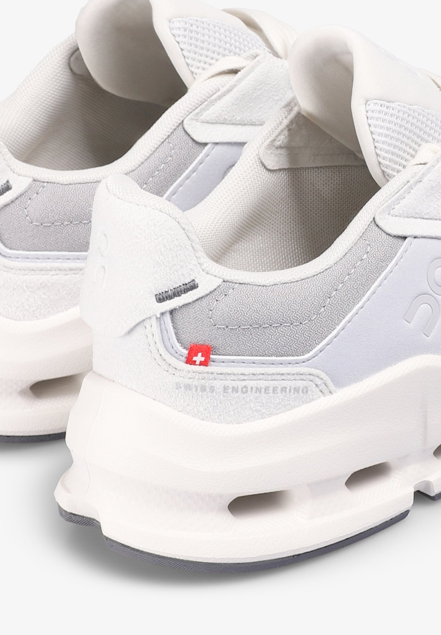 ON | SNEAKERS CLOUDNOVA RIFT HOMBRE