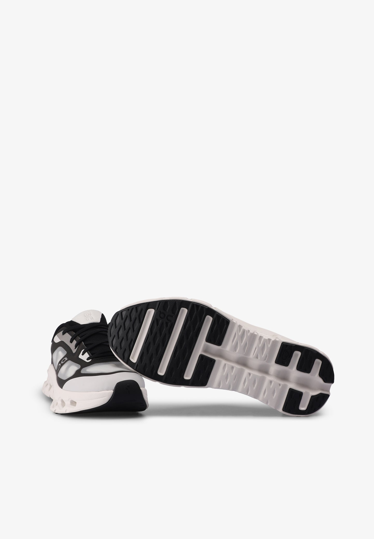 ON | SNEAKERS CLOUDTILT REMIX HOMBRE