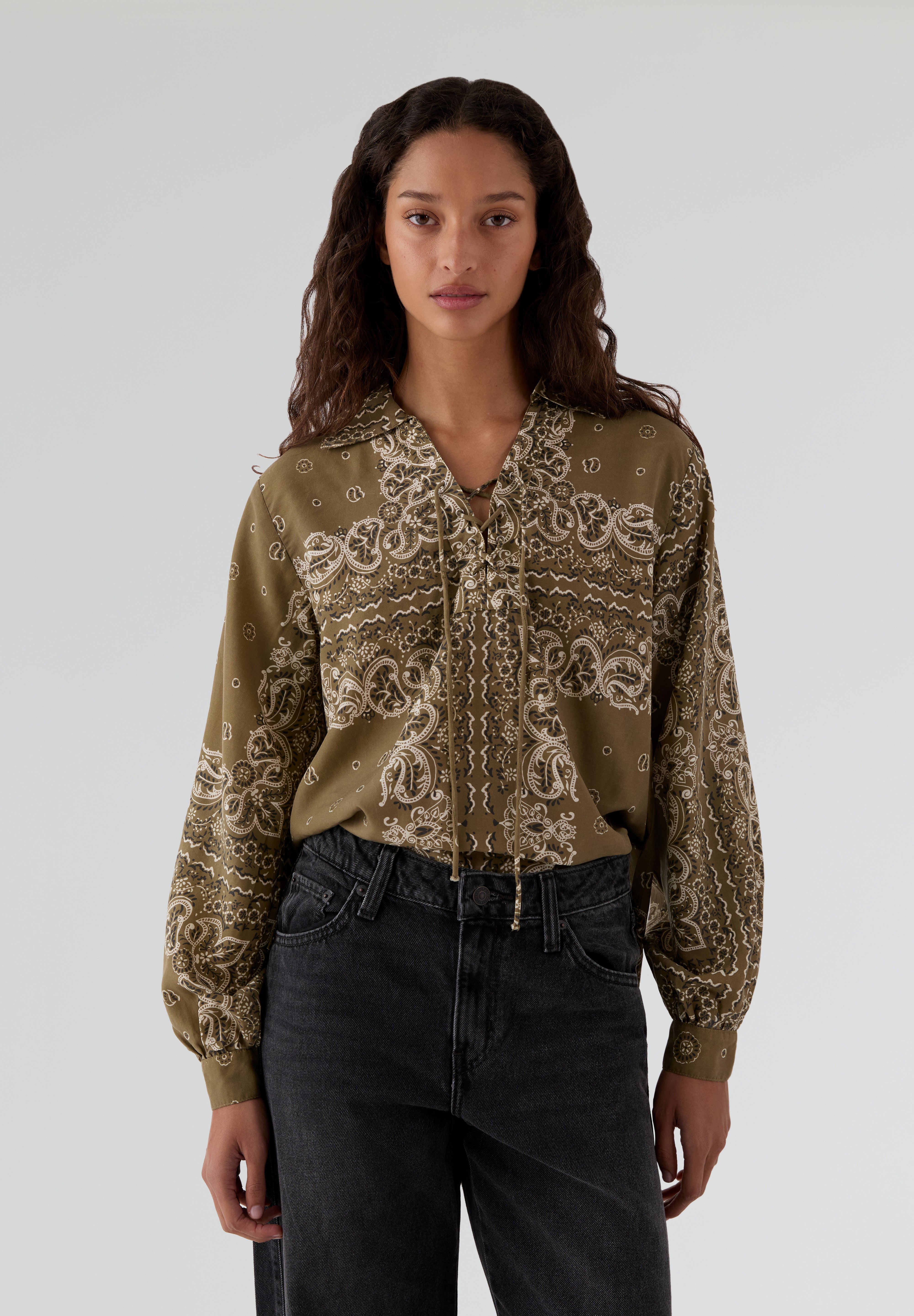 THE NEW SOCIETY | CAMISA WATERLILY