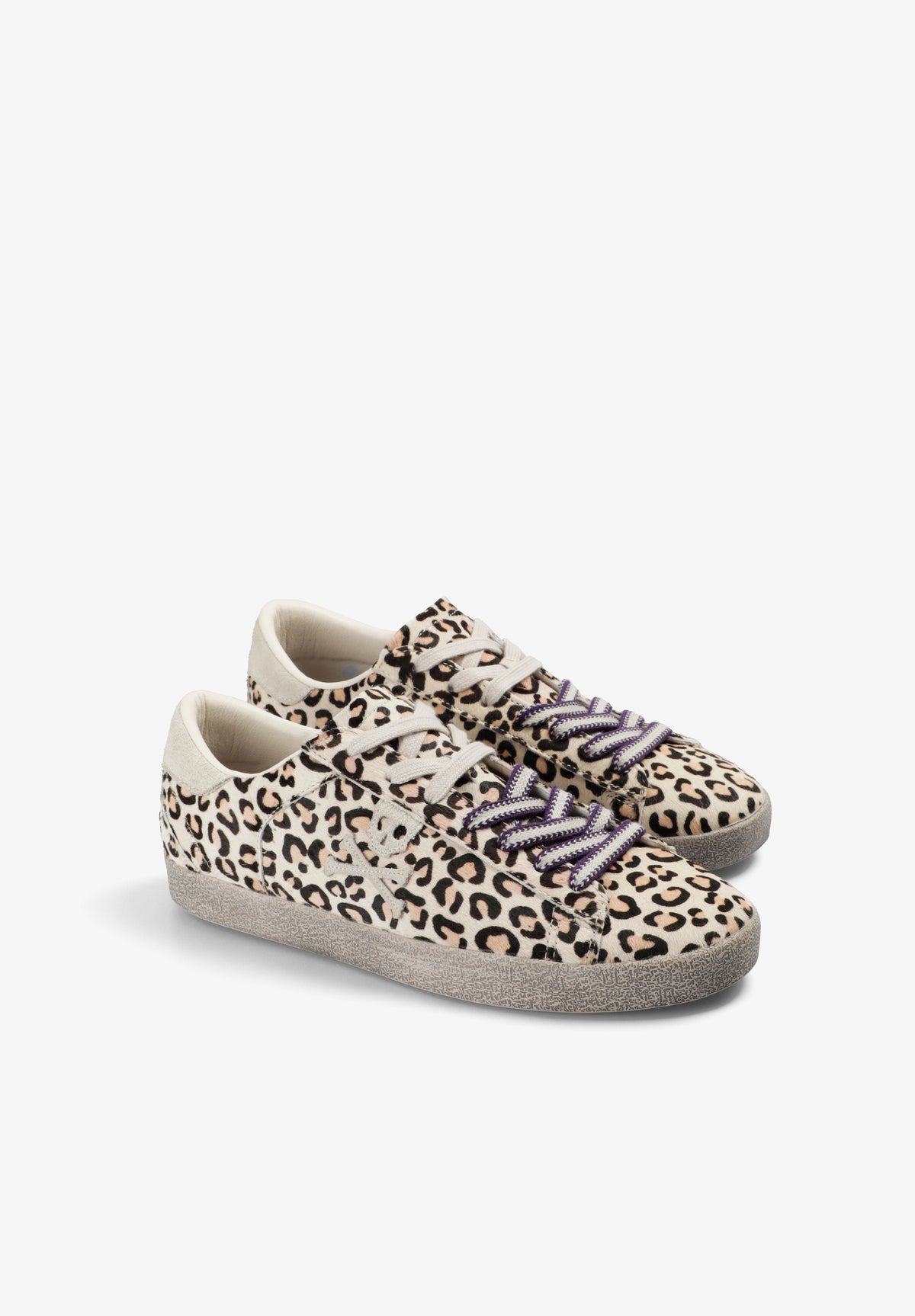 SNEAKERS ANIMAL PRINT DETALLE CORDONES