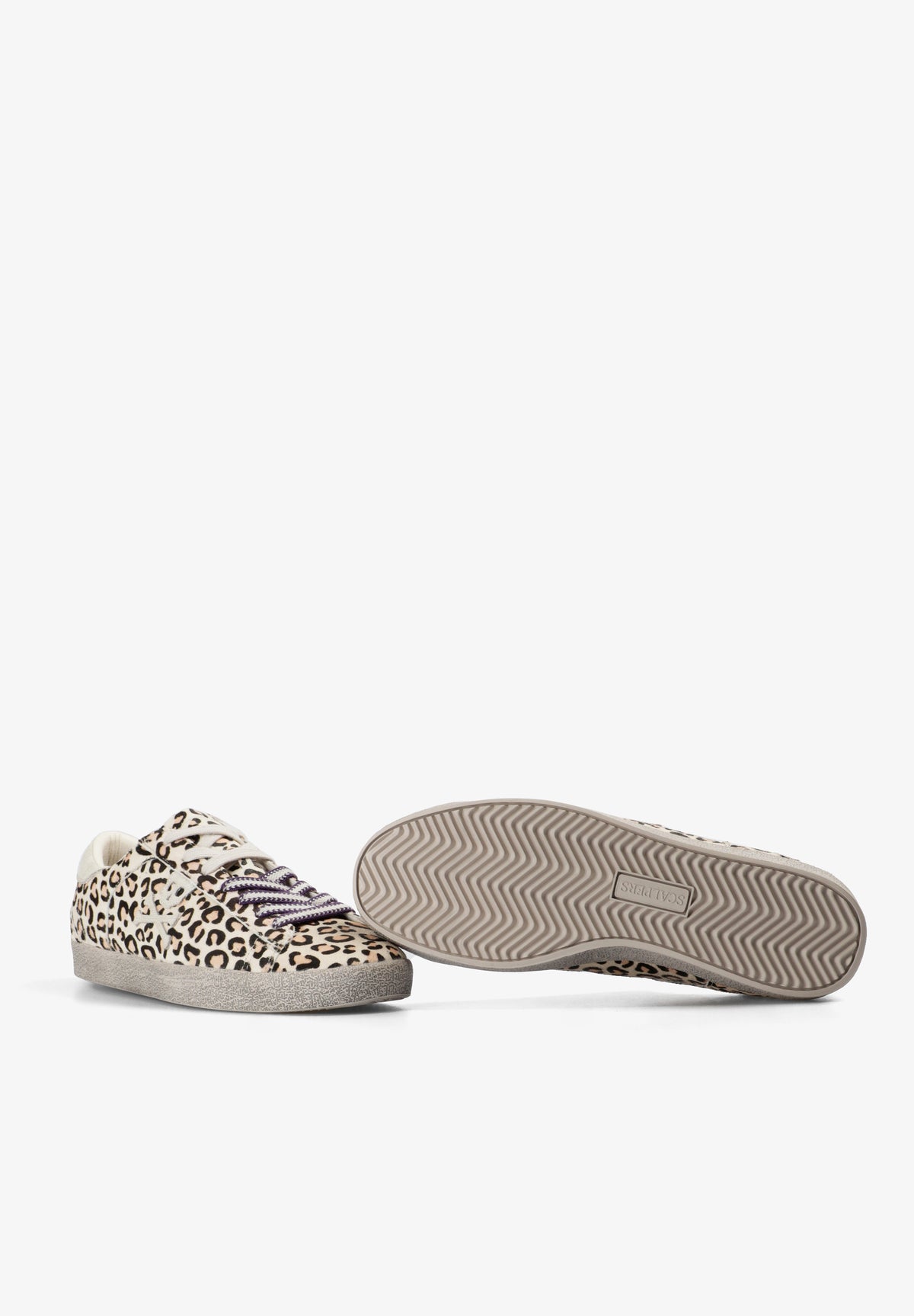 SNEAKERS ANIMAL PRINT DETALLE CORDONES