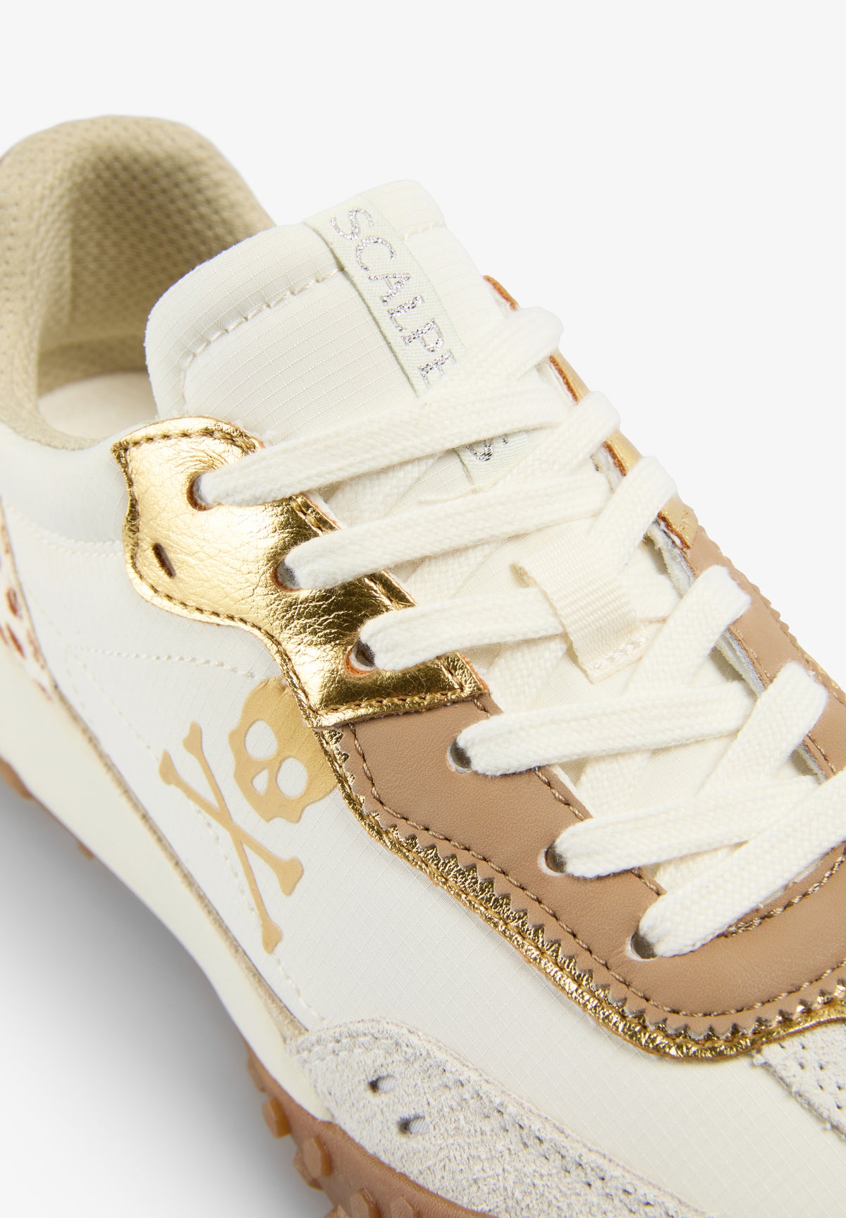 SNEAKERS SUELA RELIEVE