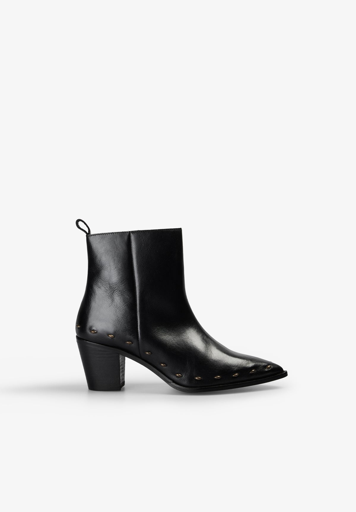 BOTAS TACÓN TACHUELAS