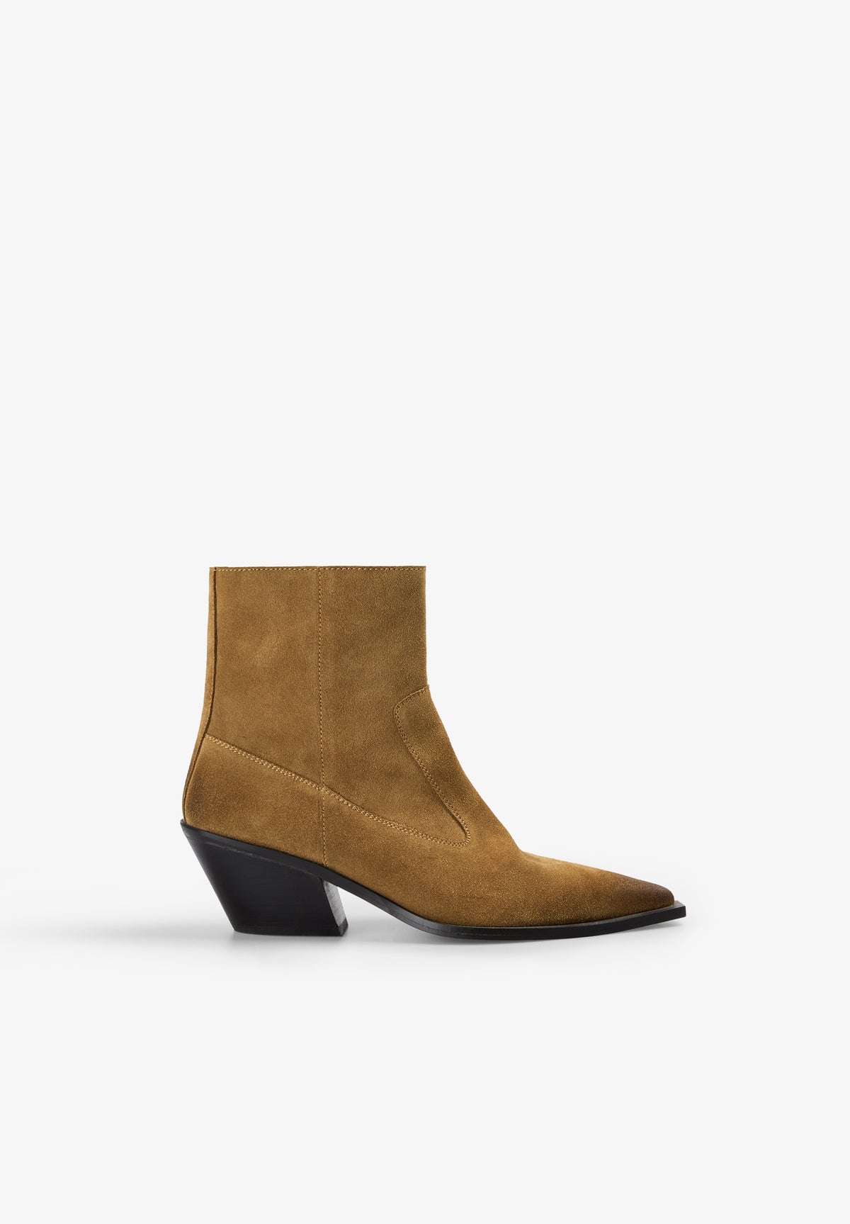 BOTAS ANTE TACÓN