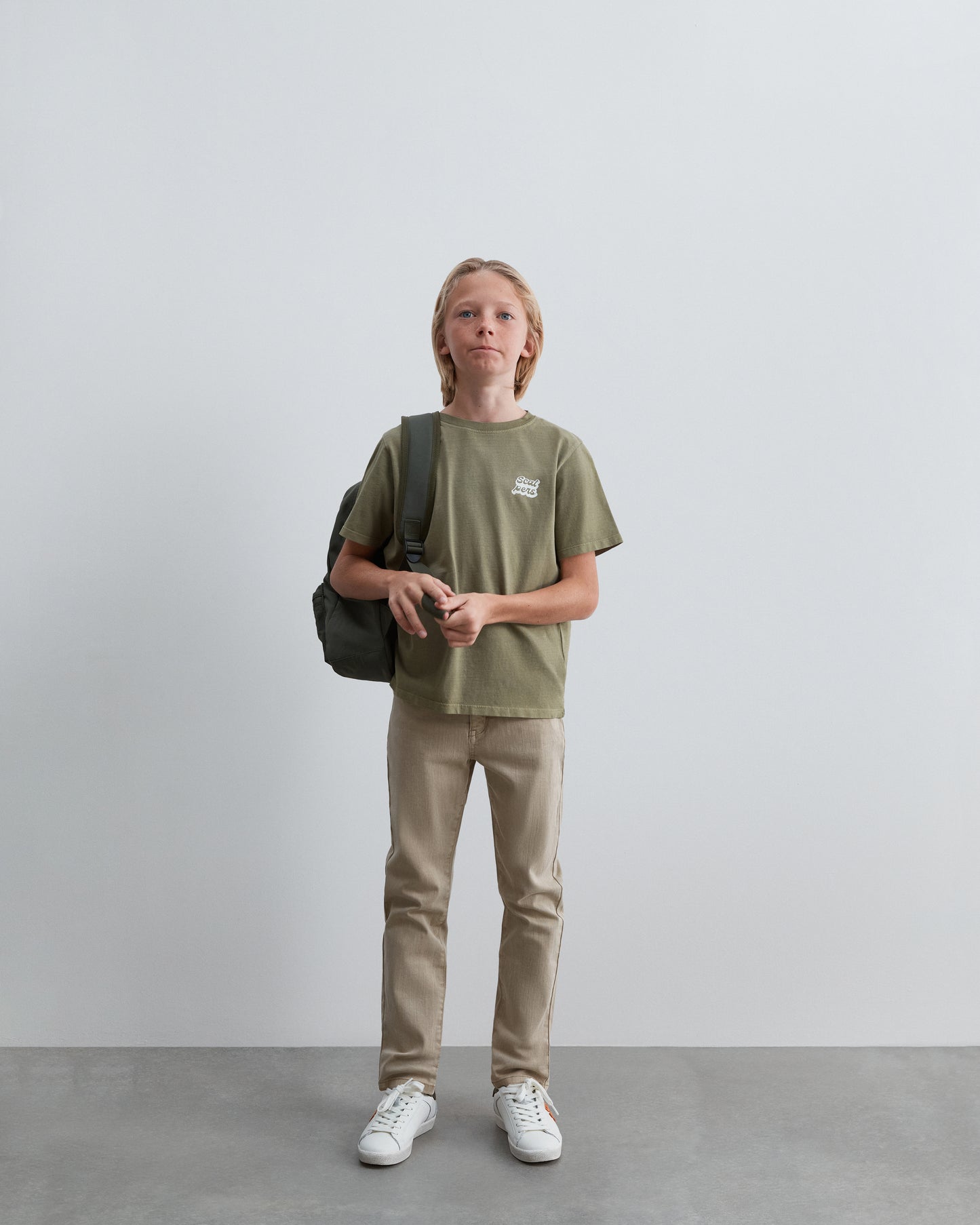 CAMISETA ESTAMPADA CONTRASTE