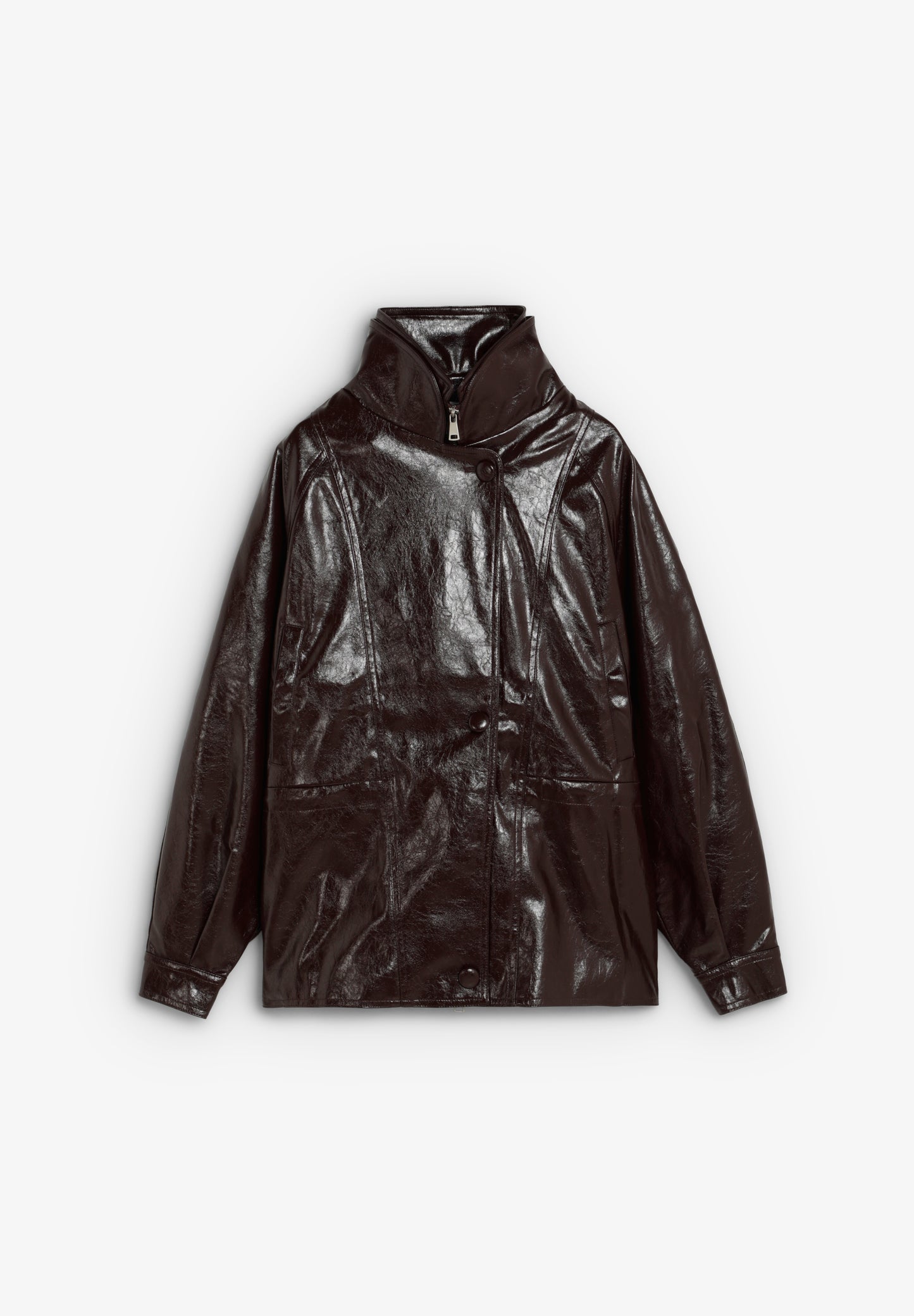 CHAQUETA CUELLO ALTO EFECTO CHAROL