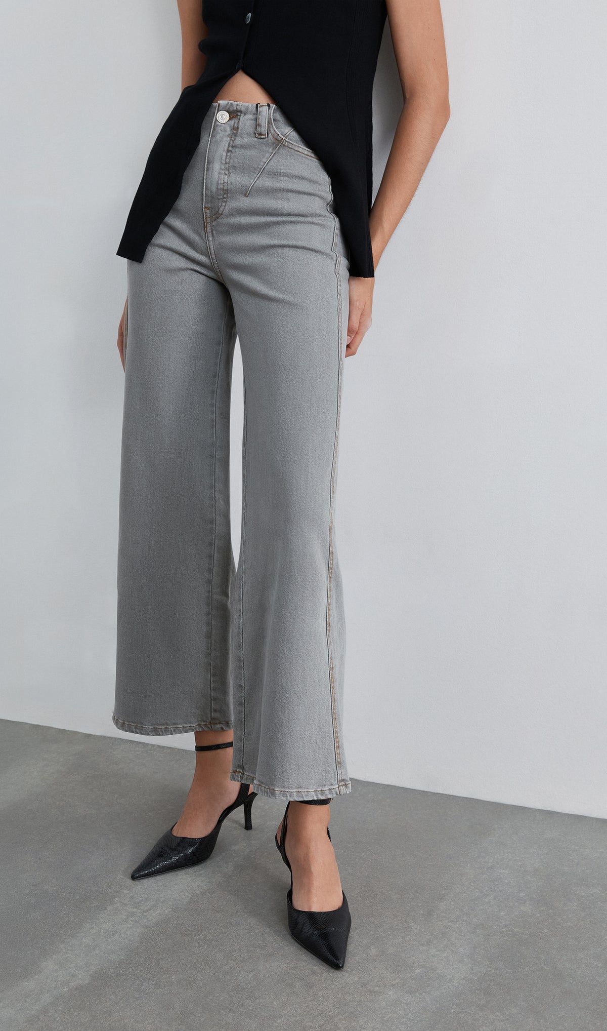 JEANS WIDE LEG TIRO ALTO