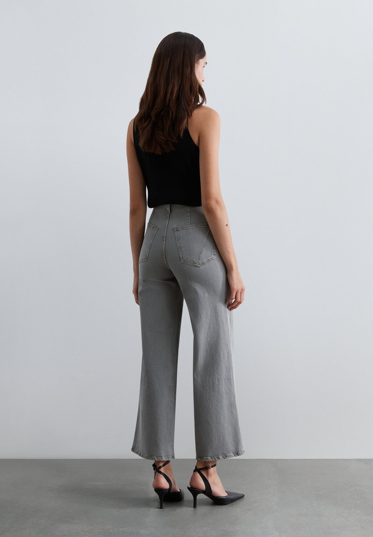 JEANS WIDE LEG TIRO ALTO