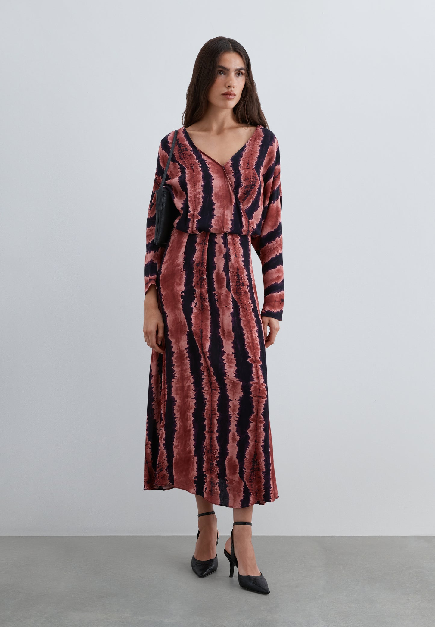 VESTIDO MIDI ESTAMPADO TIE-DYE