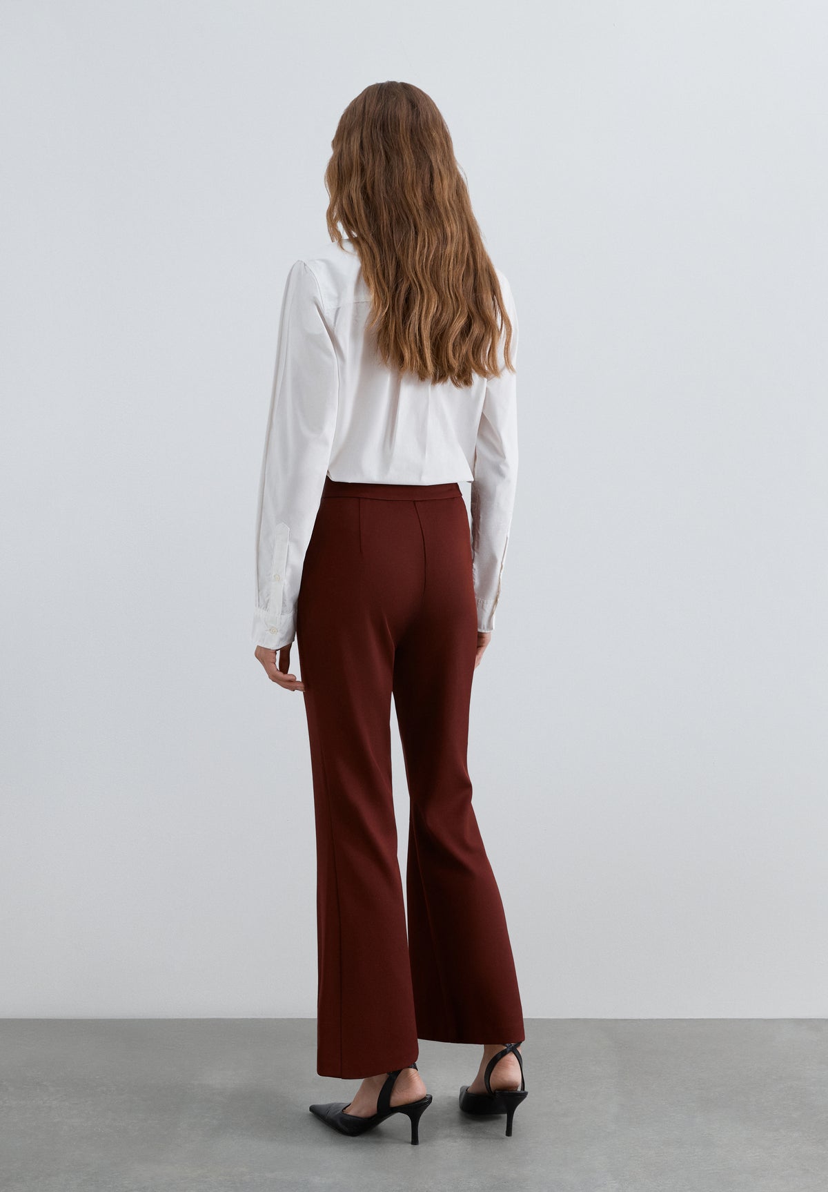 PANTALÓN ANKLE FLARE