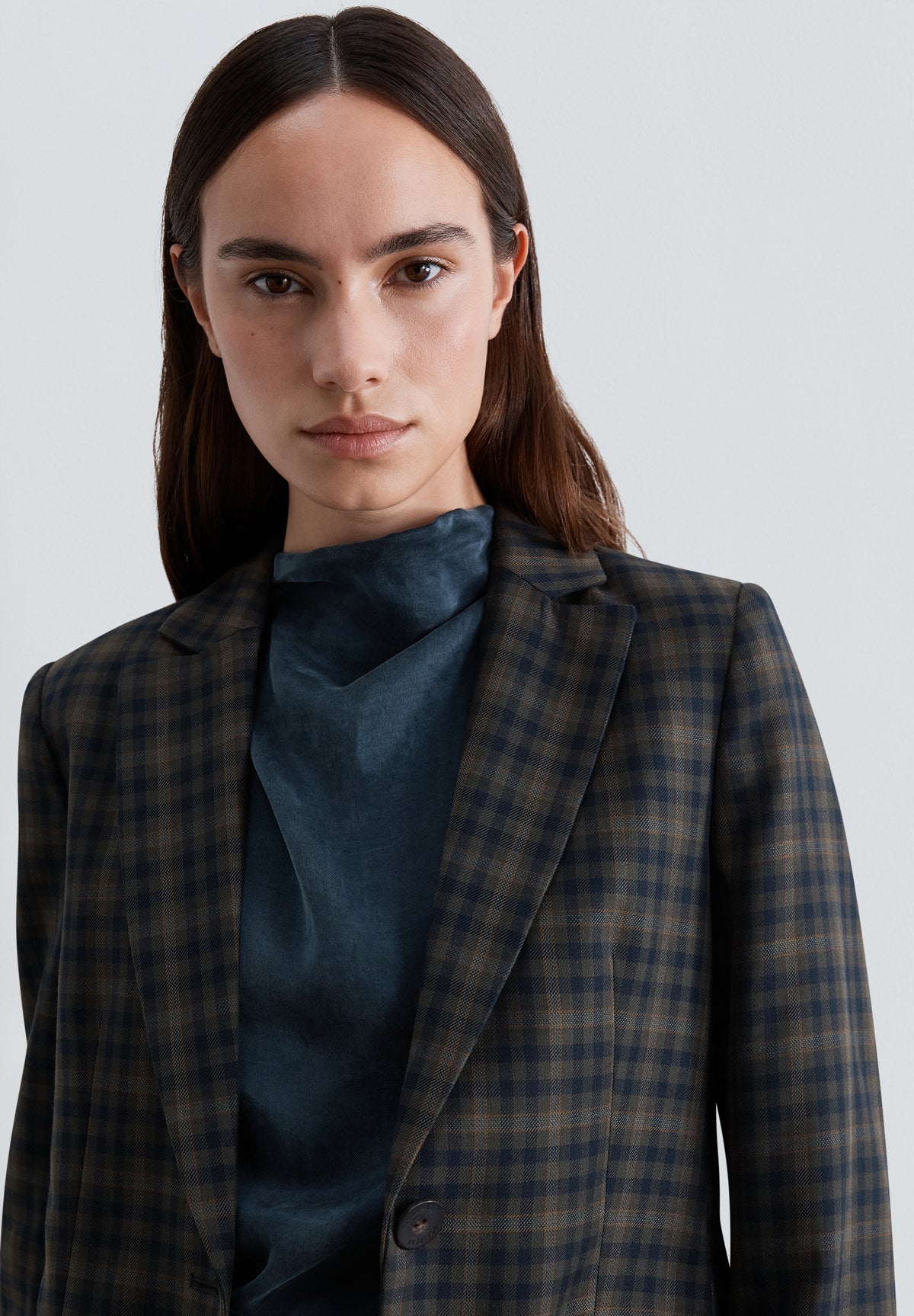 BLAZER CUADROS CON CINTURÓN